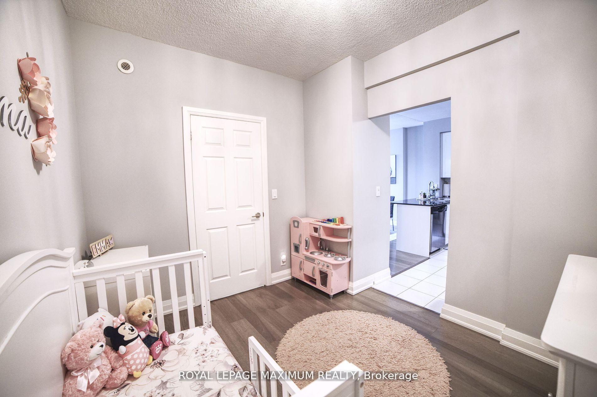 Photo 11 of Unit 216, 83 Woodbridge Avenue, Vaughan, West Woodbridge — HOMEH