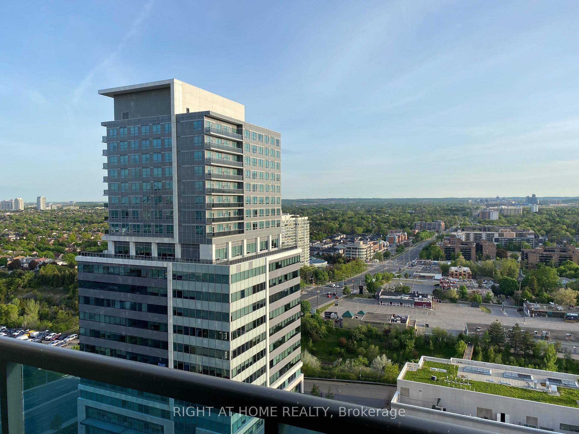 Photo 10 of Unit 1901, 7165 Yonge Street E, Markham, Thornhill — HOMEH