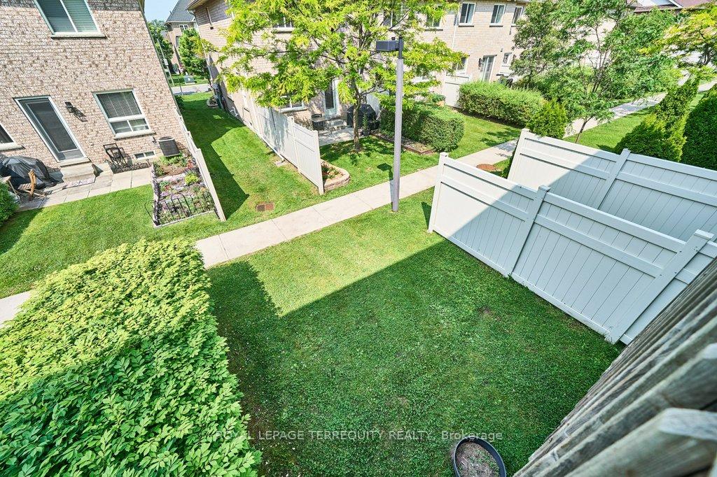 Photo 7 of Unit 65, 1129 Ormond Drive, Oshawa, Samac — HOMEH