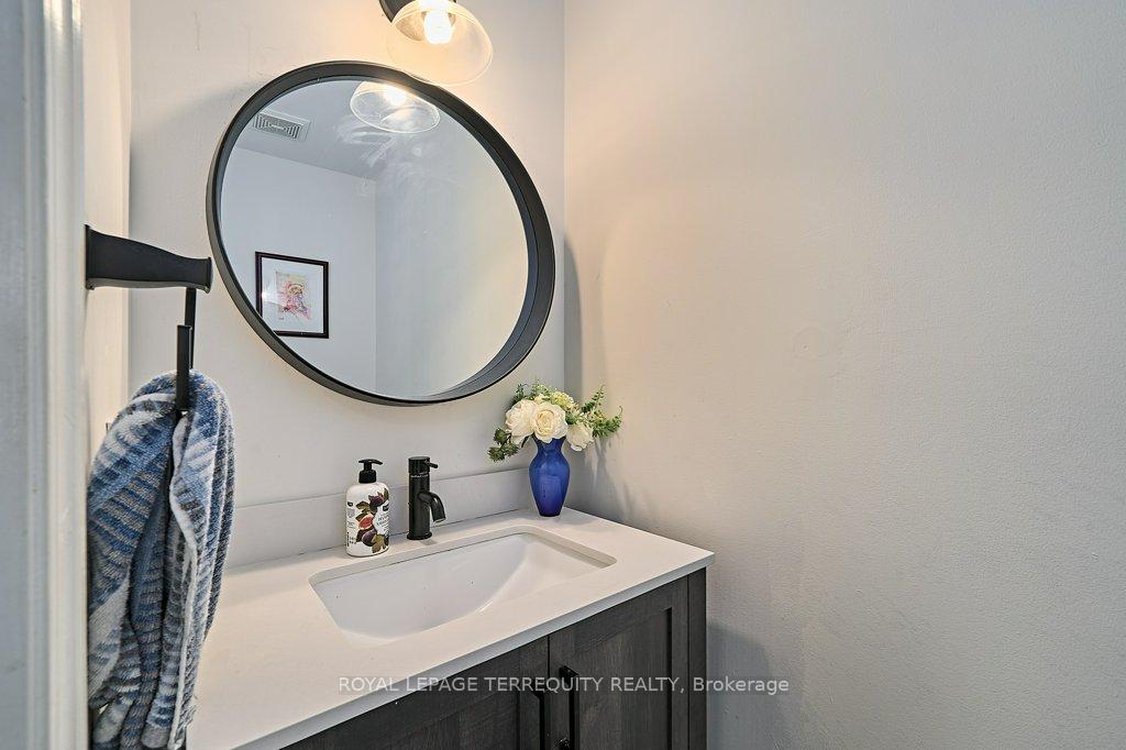 Photo 12 of Unit 65, 1129 Ormond Drive, Oshawa, Samac — HOMEH