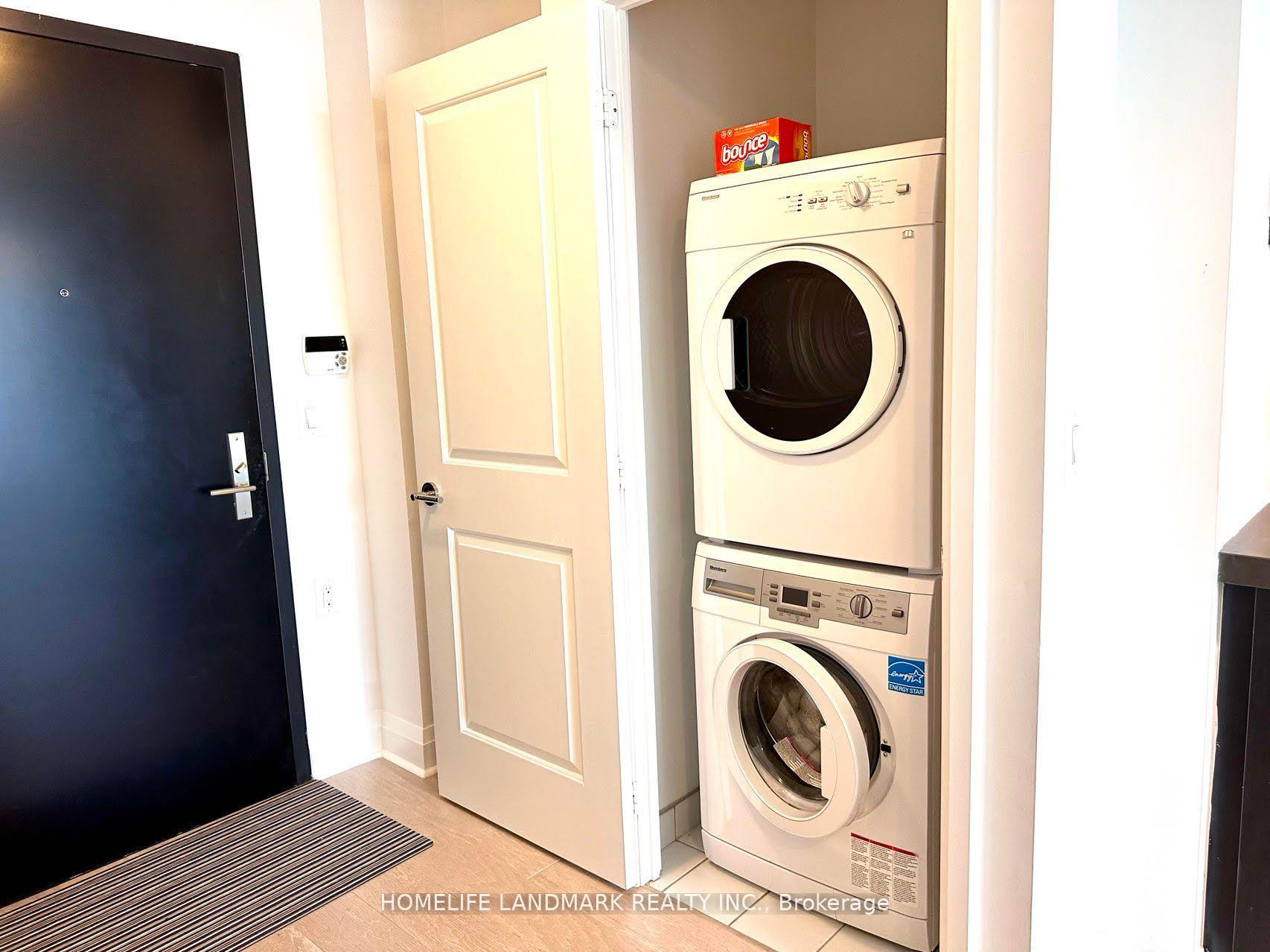 Photo 9 of Unit 4211, 1080 Bay Street, Toronto, Bay Street Corridor — HOMEH