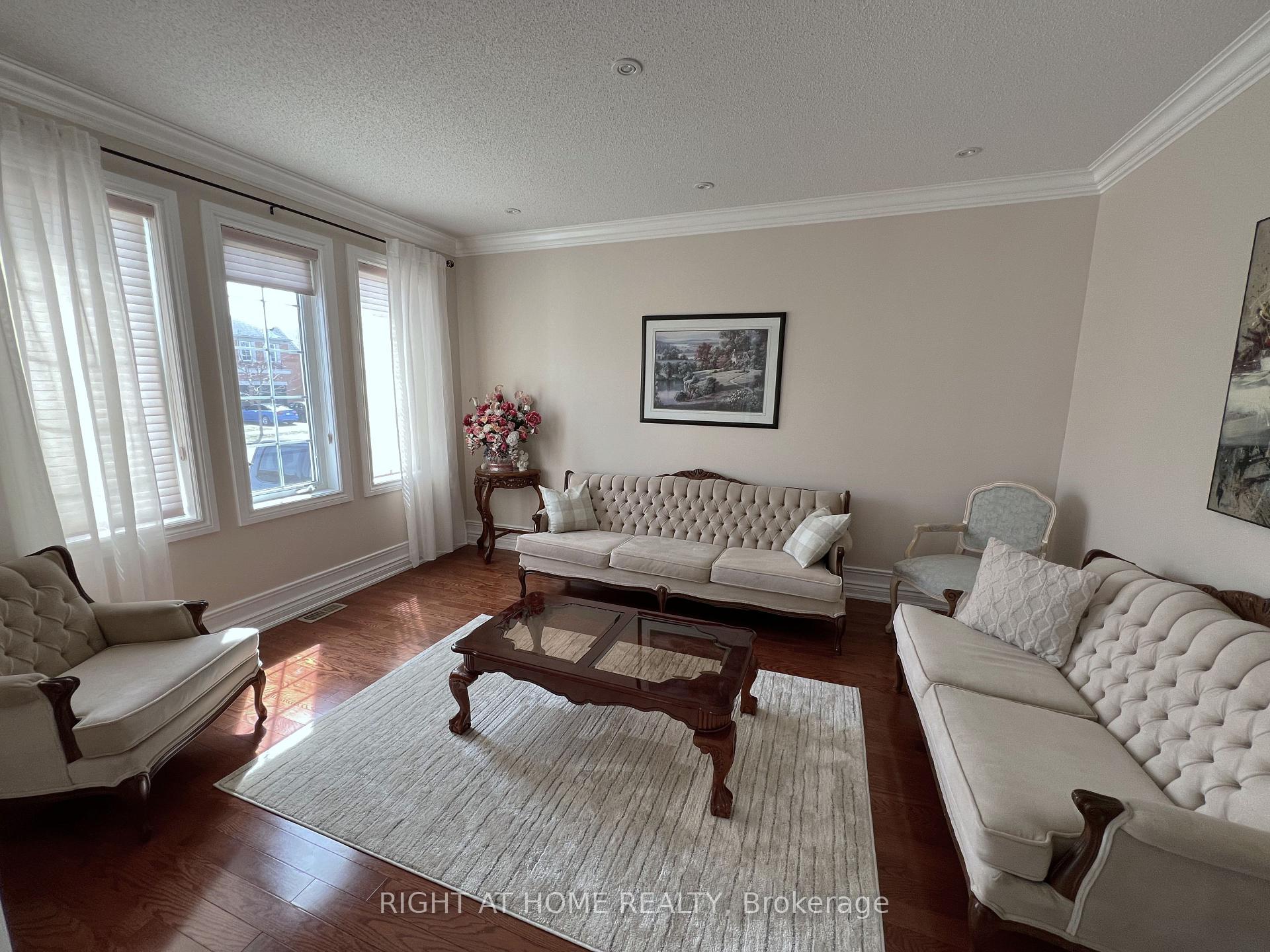 Photo 8 of 42 Williamson Drive W, Ajax, Northwest Ajax — HOMEH
