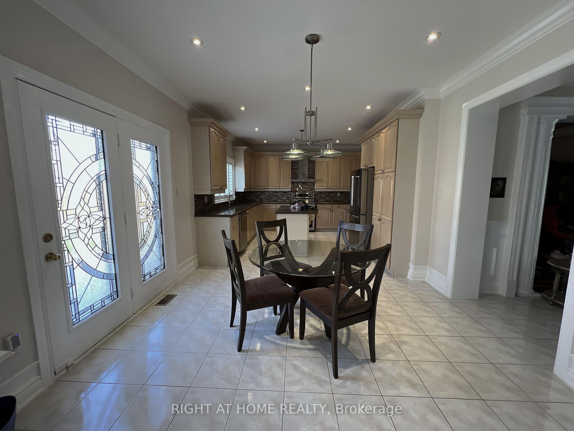 Photo 36 of 42 Williamson Drive W, Ajax, Northwest Ajax — HOMEH