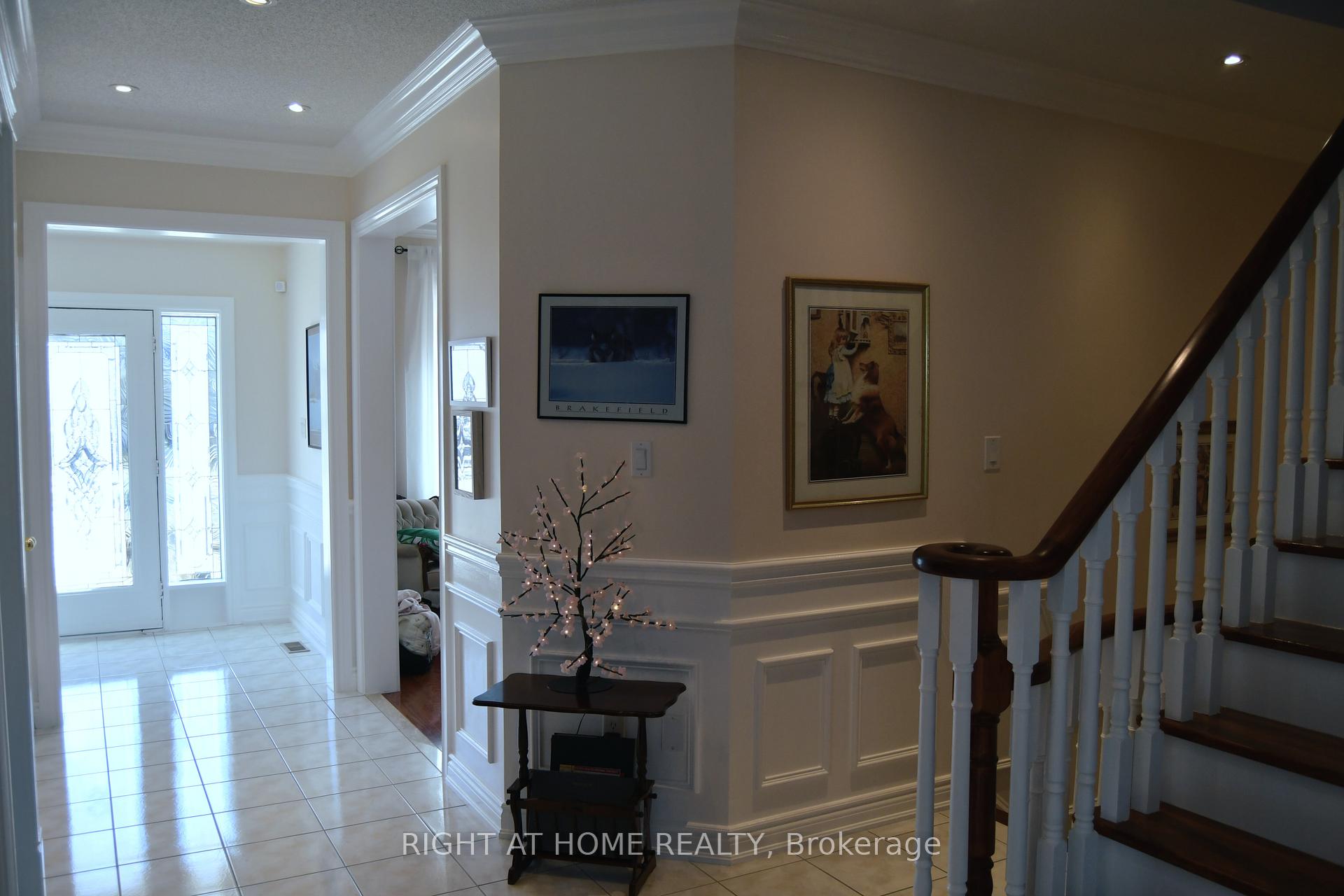 Photo 3 of 42 Williamson Drive W, Ajax, Northwest Ajax — HOMEH
