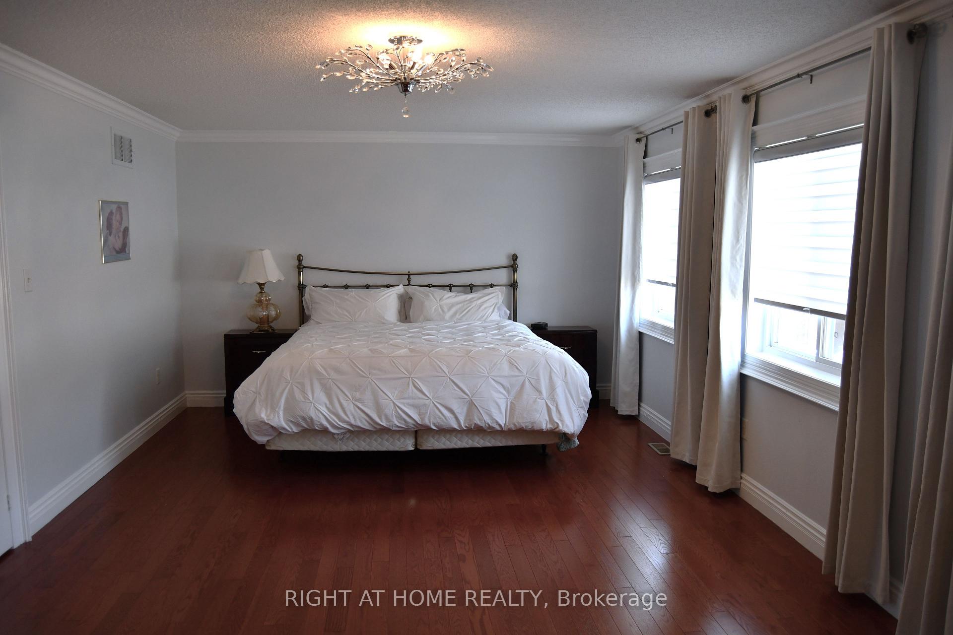 Photo 15 of 42 Williamson Drive W, Ajax, Northwest Ajax — HOMEH