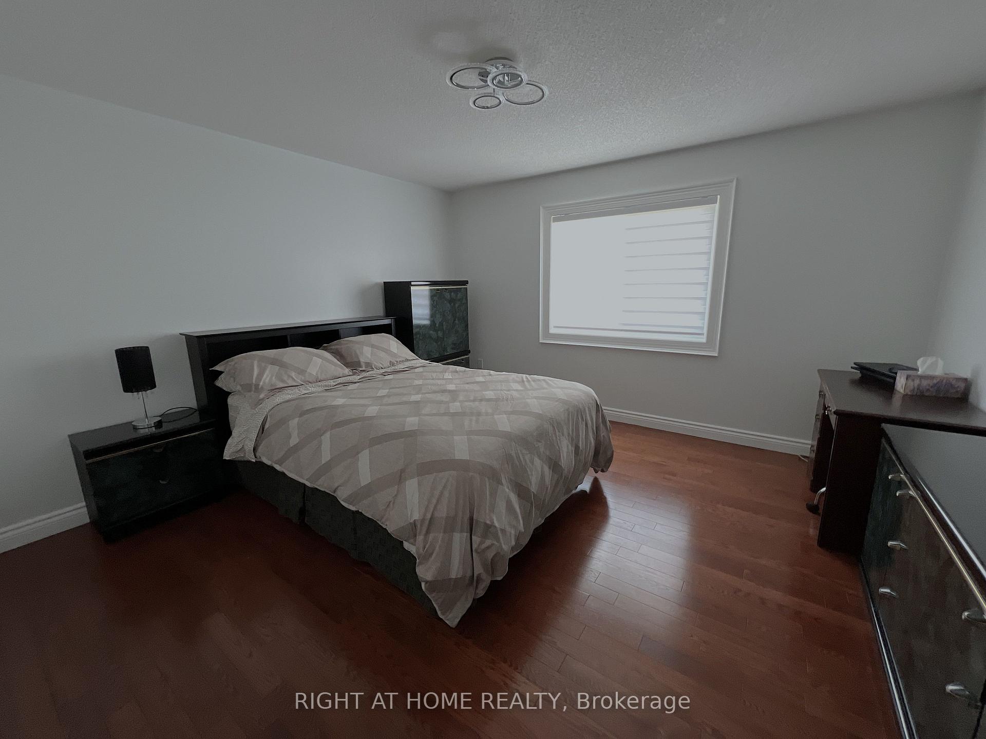 Photo 20 of 42 Williamson Drive W, Ajax, Northwest Ajax — HOMEH