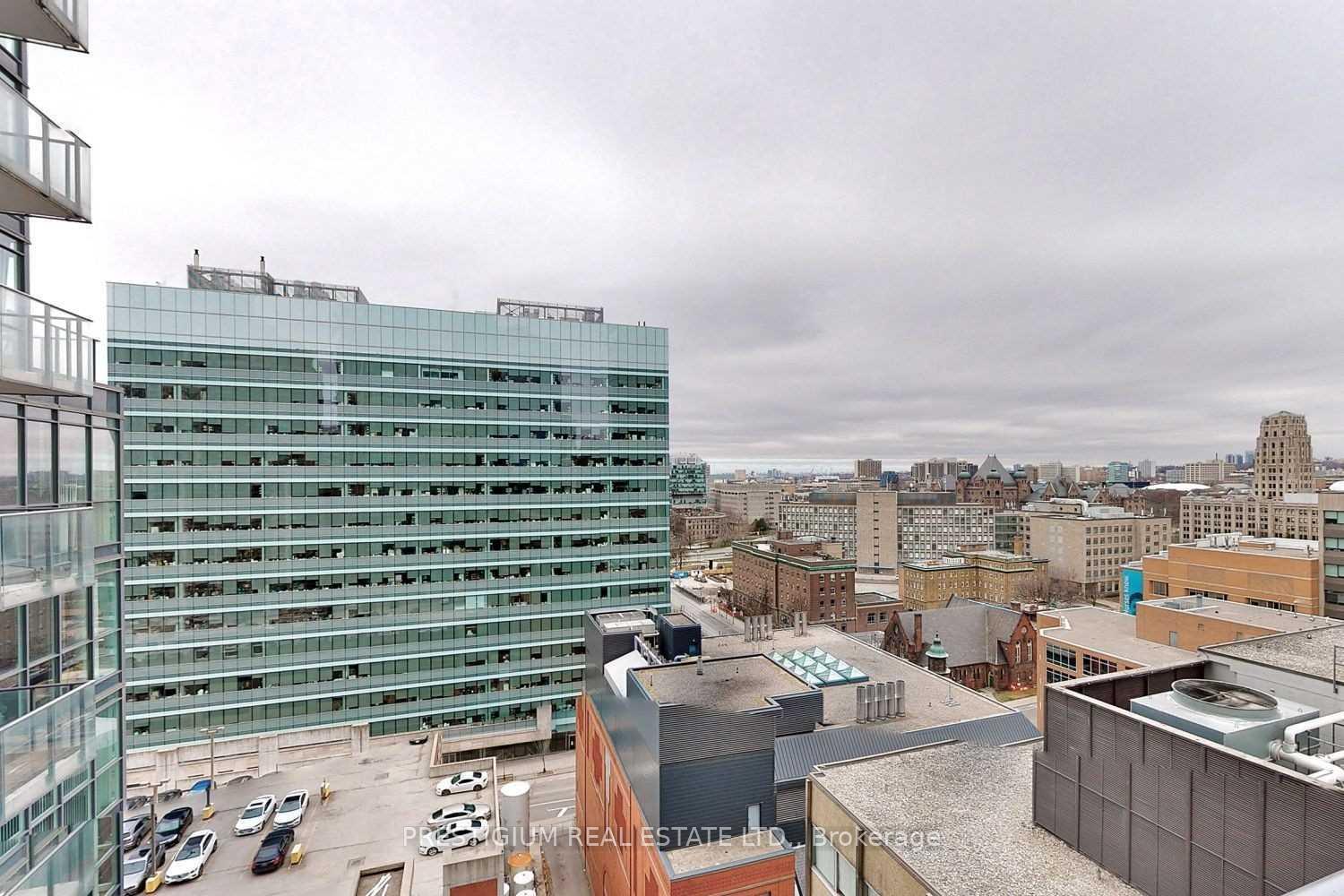 Photo 15 of Unit 1701, 770 Bay Street, Toronto, Bay Street Corridor — HOMEH