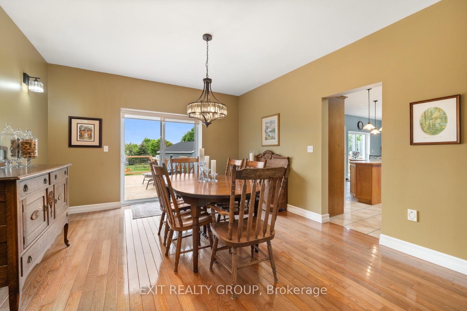 Photo 5 of 830 Huycks Point Road, Prince Edward County, Wellington — HOMEH