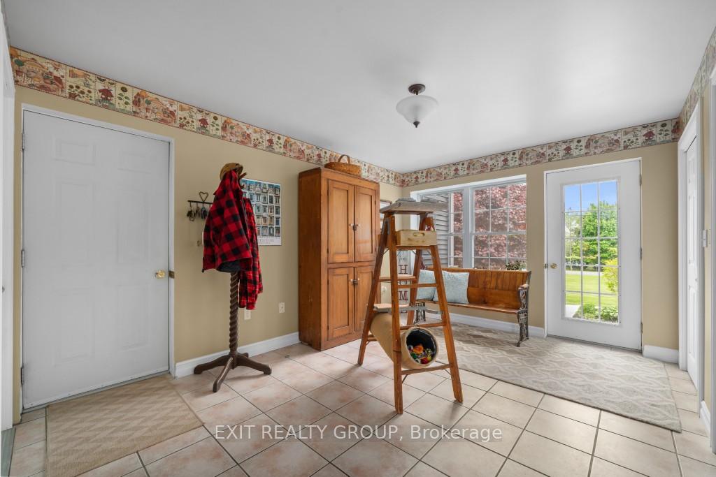 Photo 18 of 830 Huycks Point Road, Prince Edward County, Wellington — HOMEH