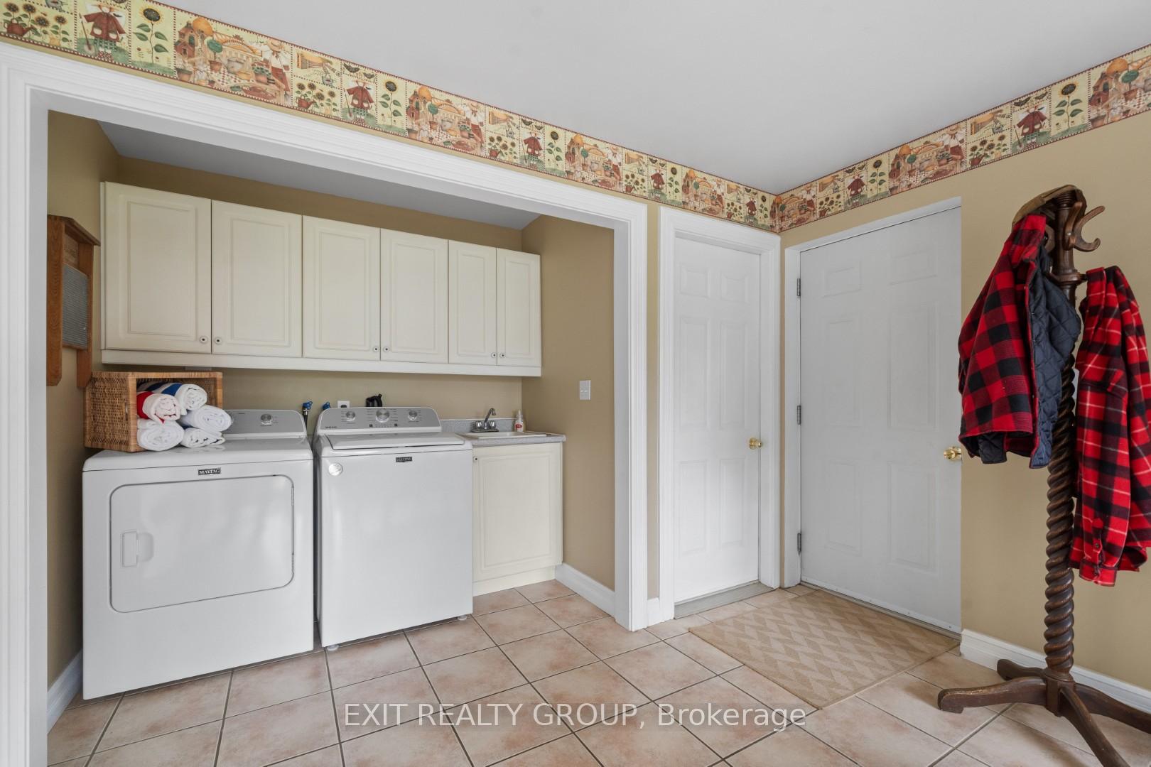 Photo 21 of 830 Huycks Point Road, Prince Edward County, Wellington — HOMEH
