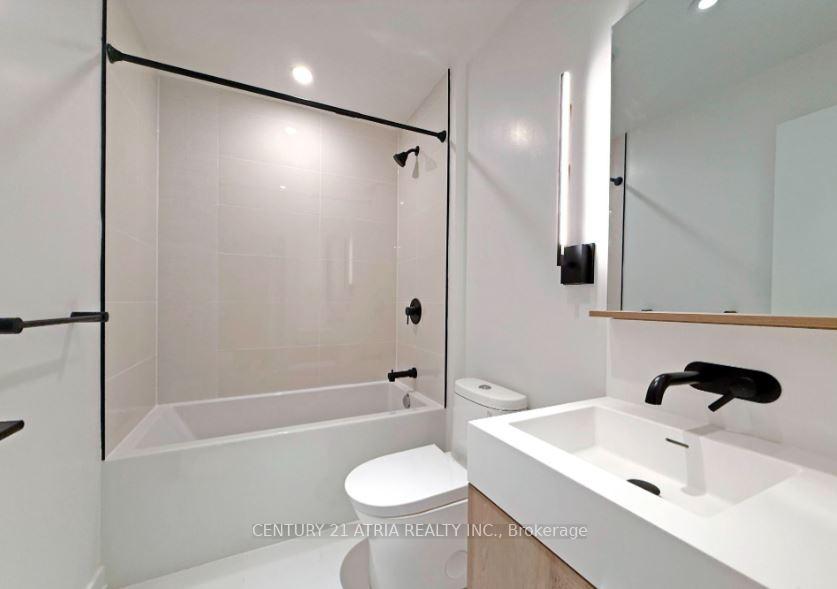 Photo 9 of Unit 1508, 117 Broadway Avenue, Toronto, Mount Pleasant West — HOMEH
