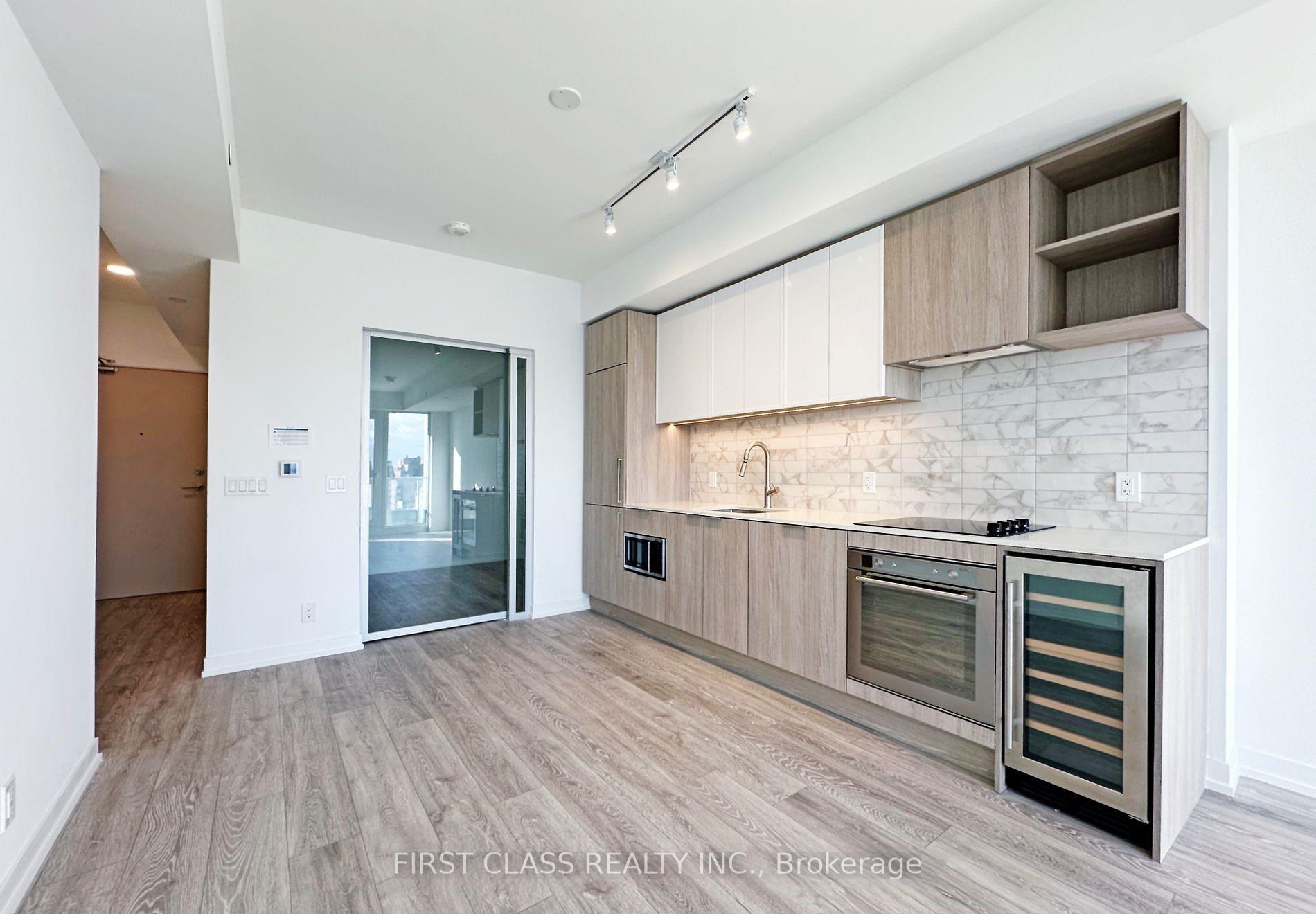 Photo 3 of Unit 1217, 2020 Bathurst Street, Toronto, Humewood-Cedarvale — HOMEH