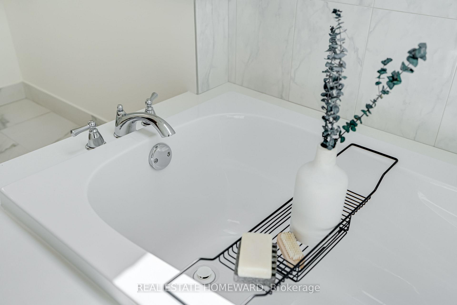 Photo 26 of 334 Keewatin Avenue, Toronto, Mount Pleasant East — HOMEH