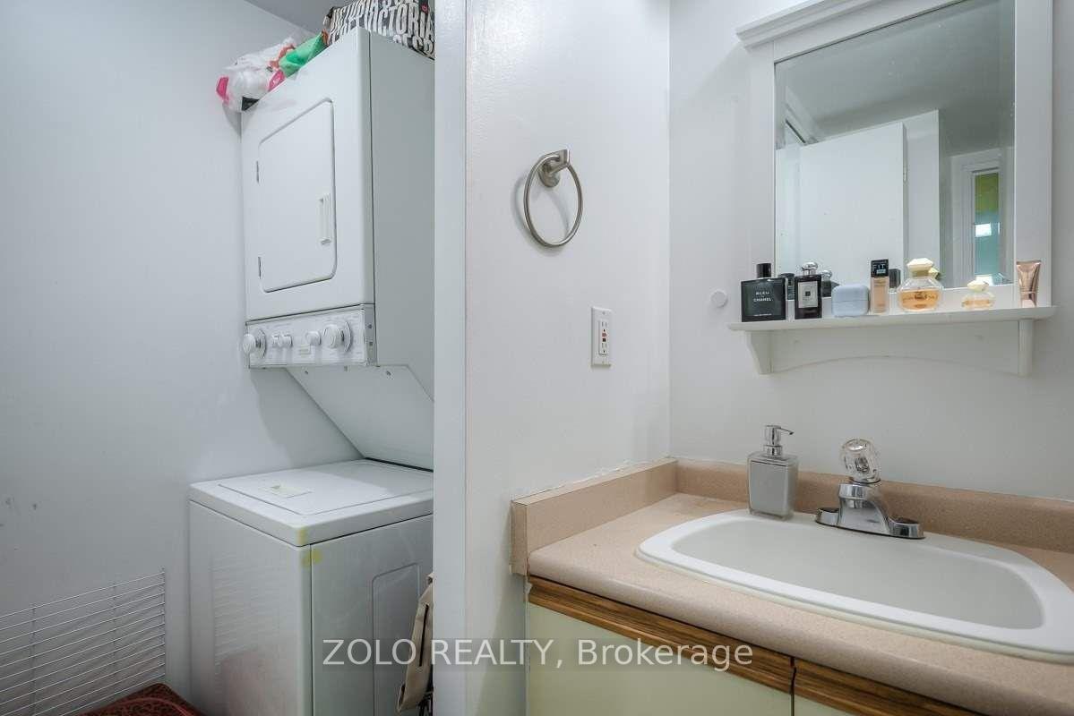 Photo 11 of Unit 1107, 21 Overlea Boulevard NE, Toronto, Thorncliffe Park — HOMEH