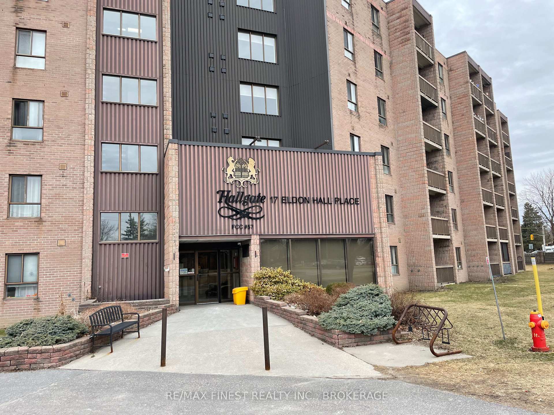 Front of Unit 204, 17 Eldon Hall Place