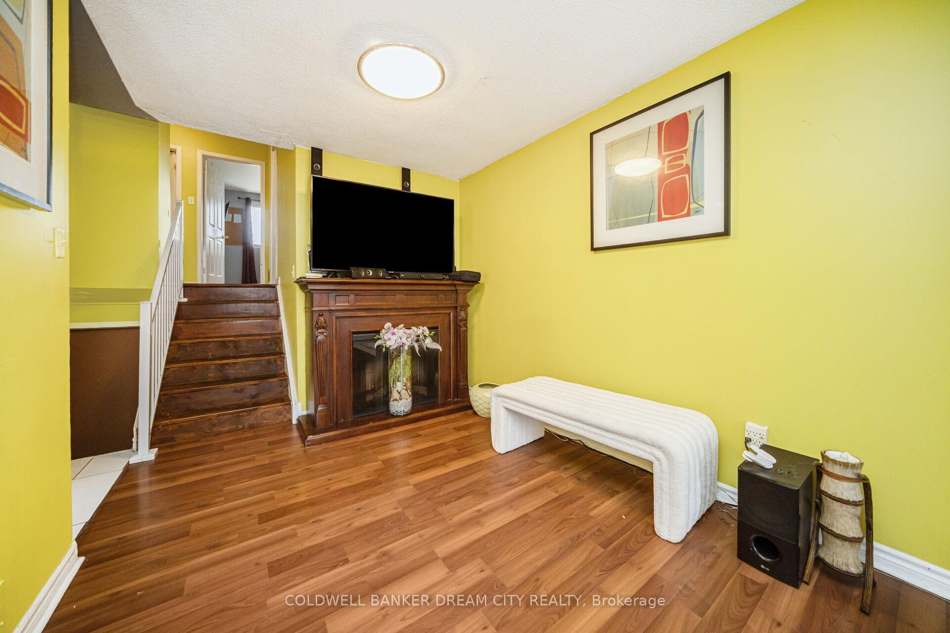 Photo 14 of B - 17 Hillcrest Avenue, Brampton, Queen Street Corridor — HOMEH