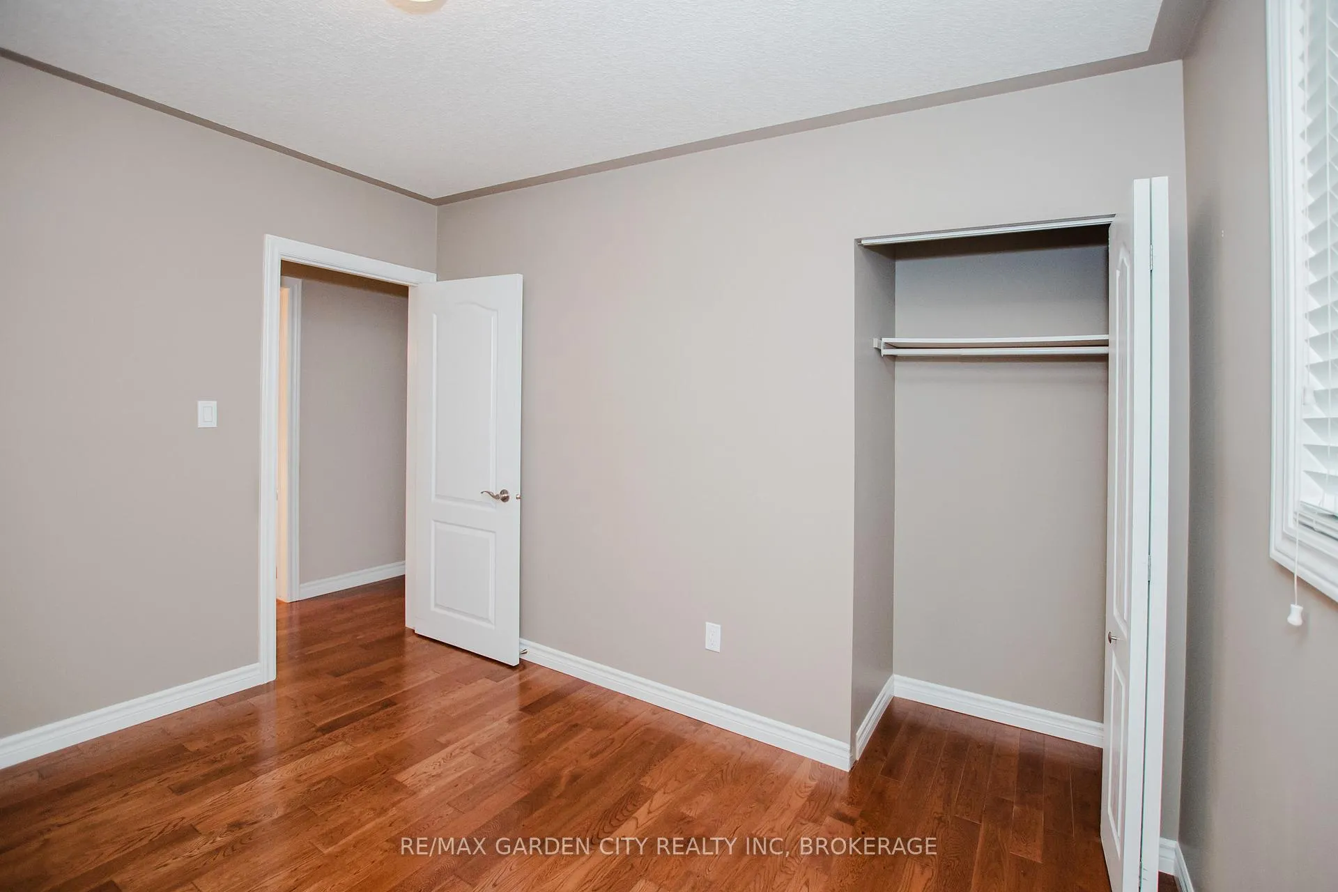 Photo 78 of 62 Loyalist Drive, Hamilton, Corman — HOMEH