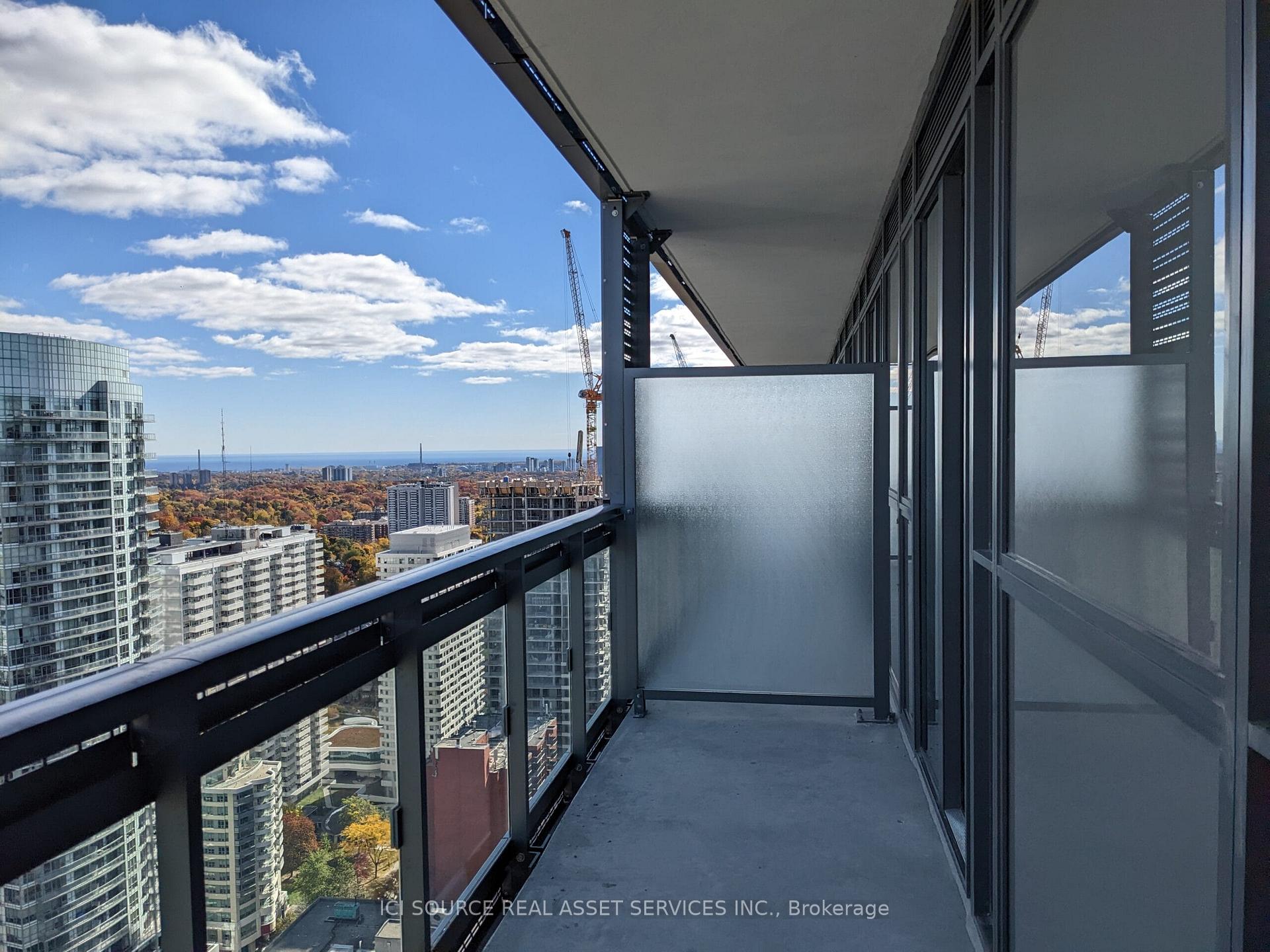Photo 17 of Unit 3210, 39 Roehampton Avenue, Toronto, Mount Pleasant West — HOMEH