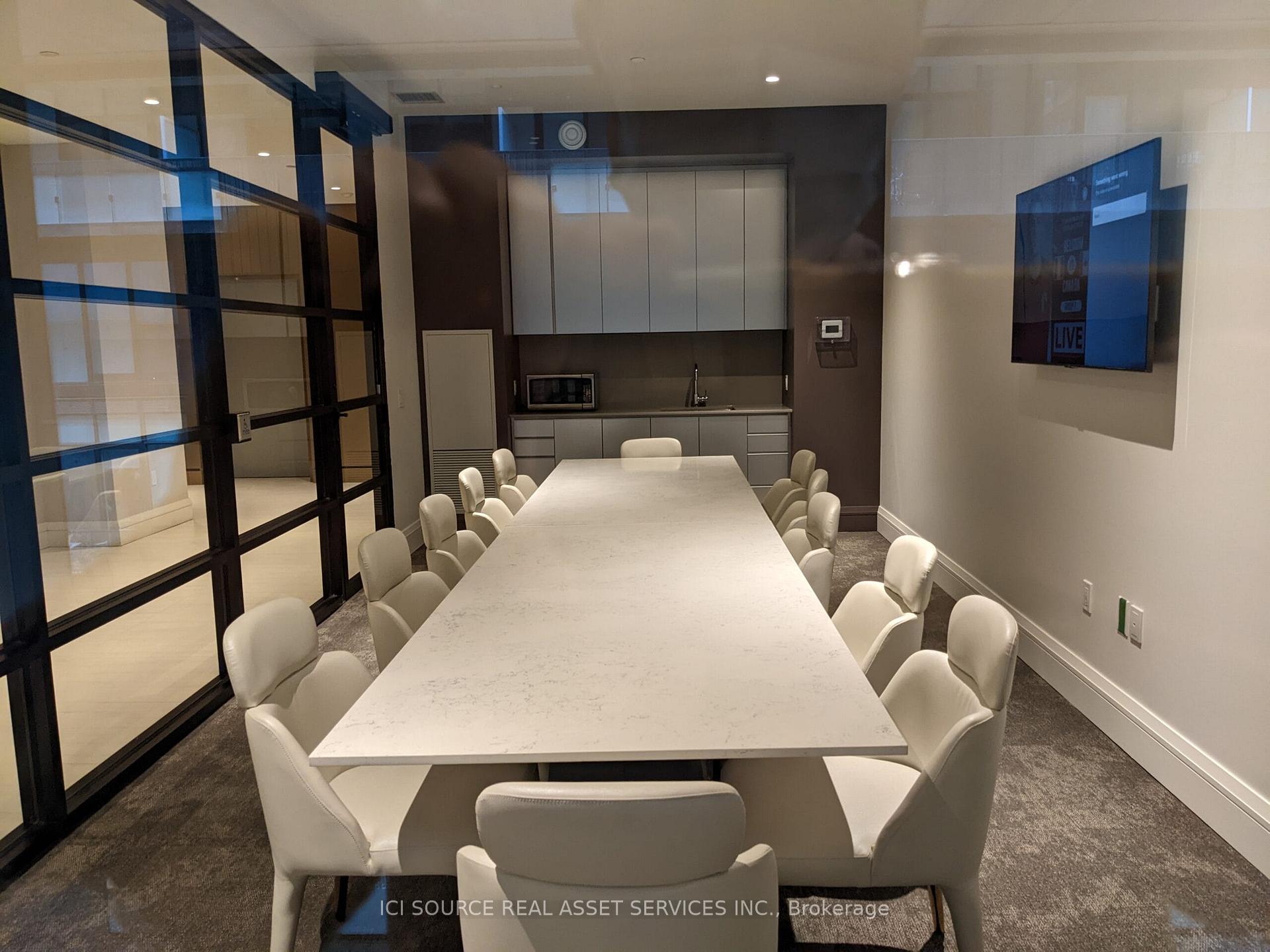 Photo 23 of Unit 3210, 39 Roehampton Avenue, Toronto, Mount Pleasant West — HOMEH