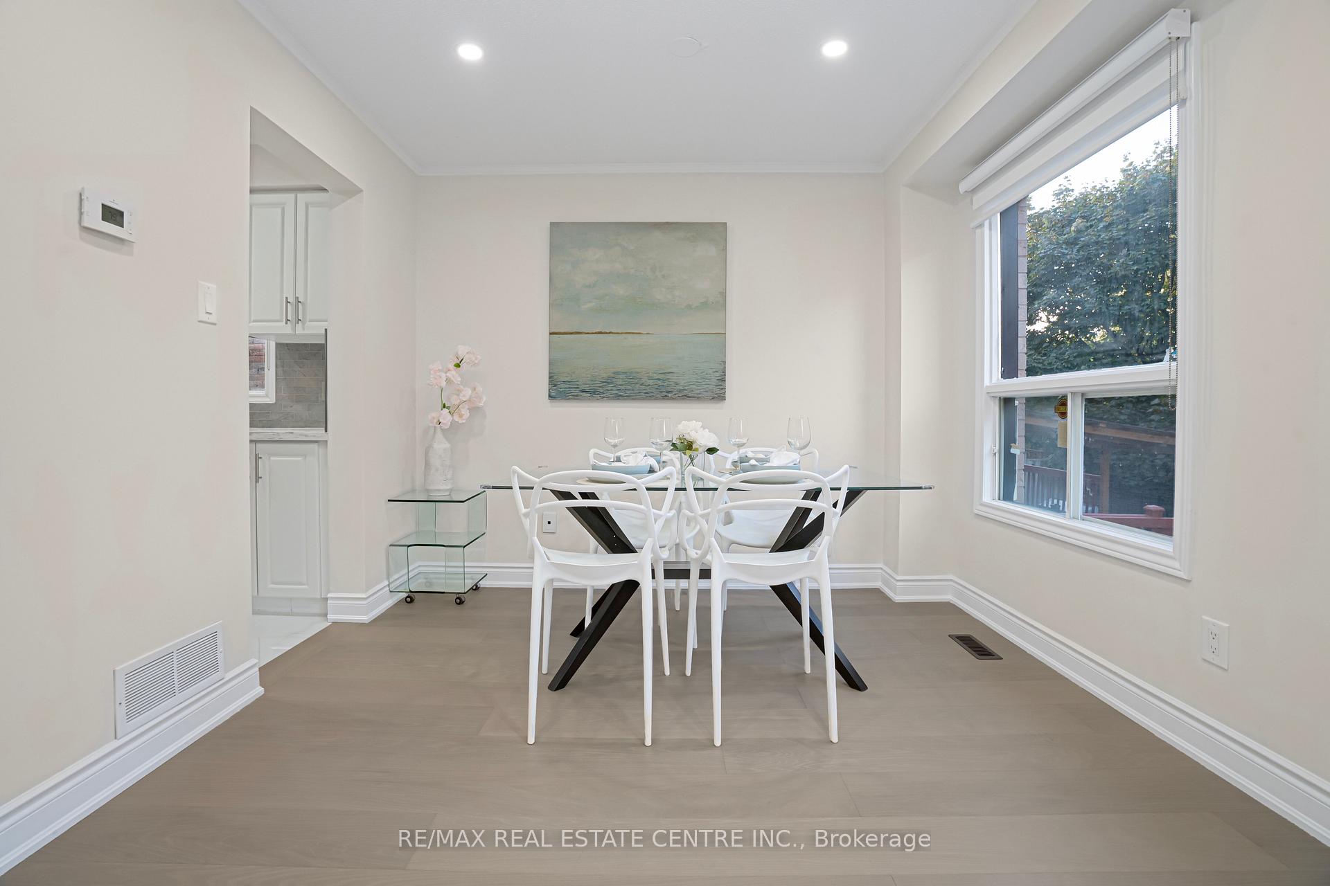 Photo 12 of 59 Cutters Crescent, Brampton, Fletcher's West — HOMEH