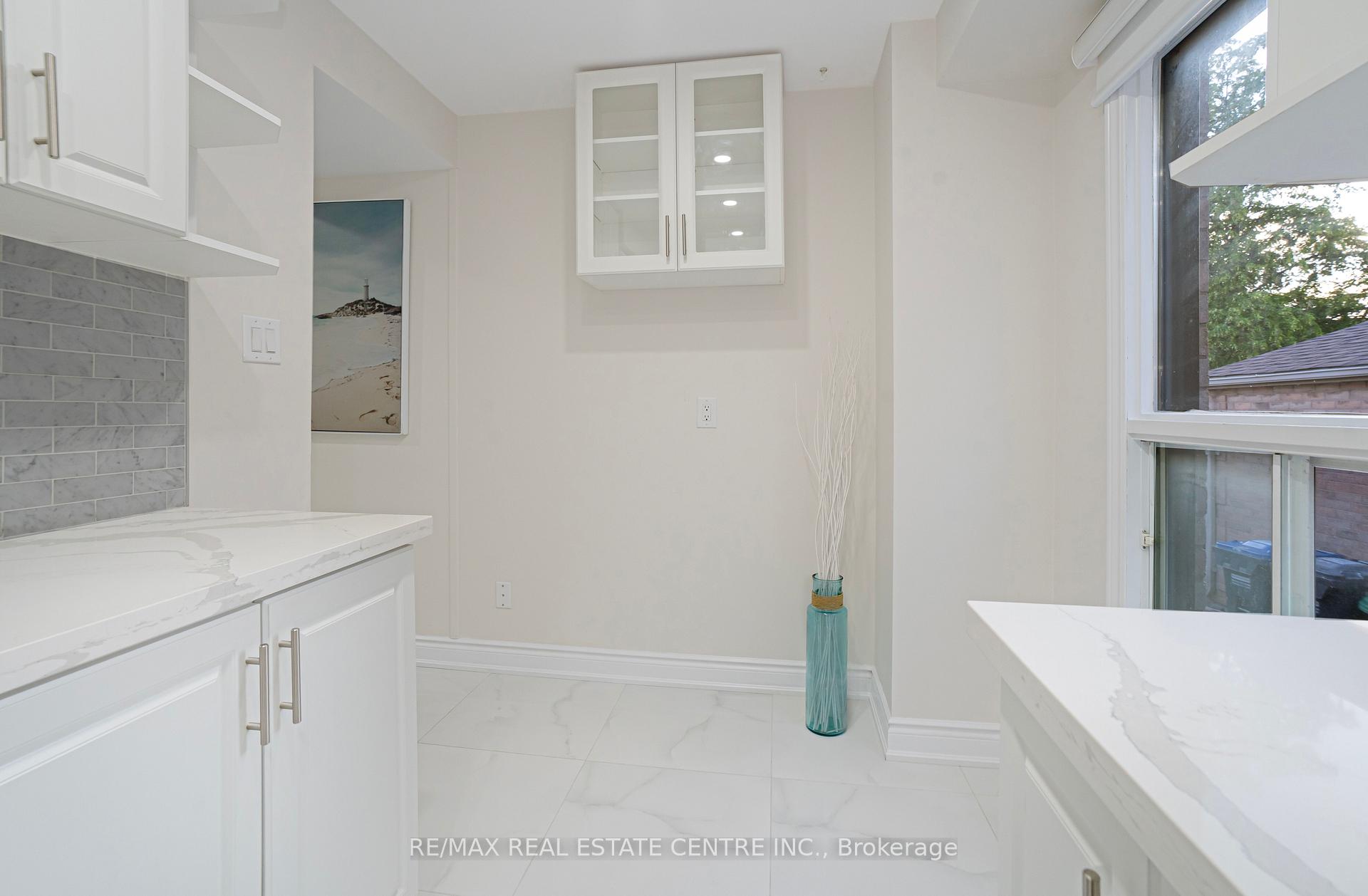 Photo 18 of 59 Cutters Crescent, Brampton, Fletcher's West — HOMEH