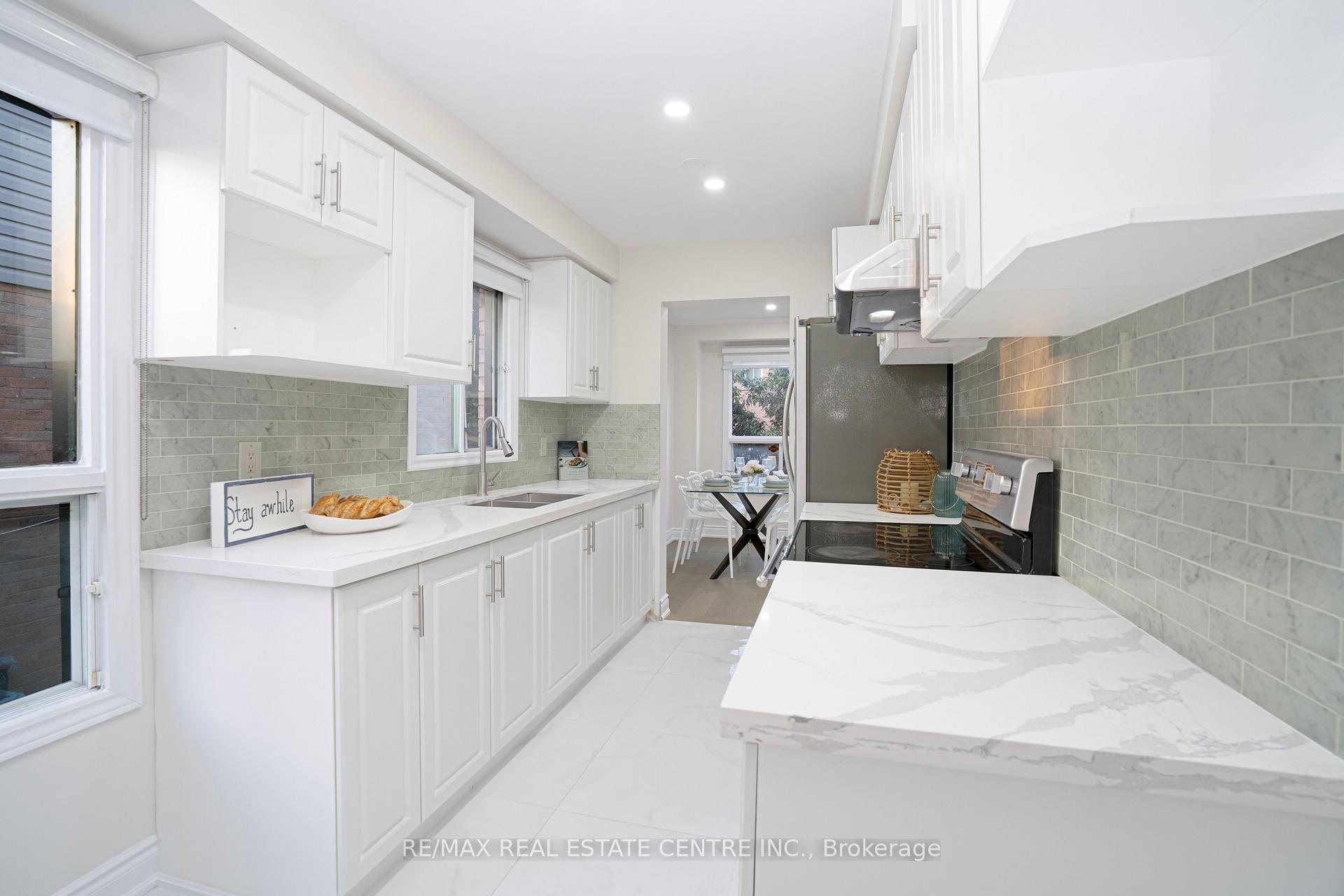 Photo 11 of 59 Cutters Crescent, Brampton, Fletcher's West — HOMEH