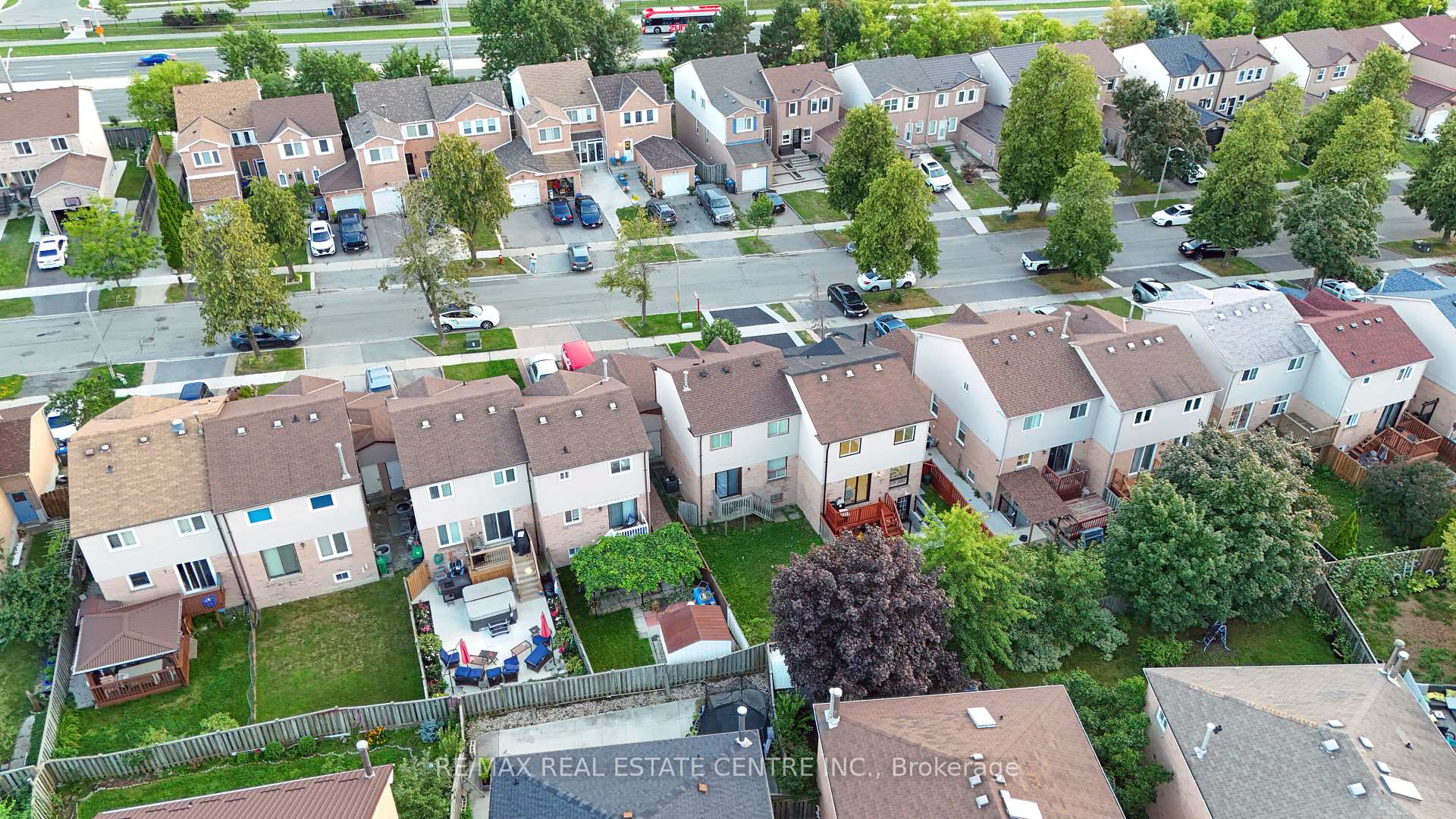 Photo 43 of 59 Cutters Crescent, Brampton, Fletcher's West — HOMEH