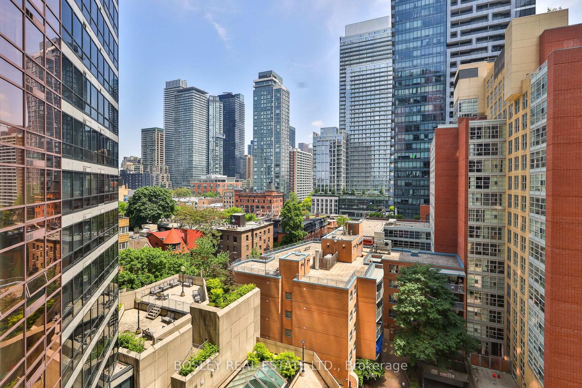 Photo 1 of Unit 1812, 1001 Bay Street, Toronto, Bay Street Corridor — HOMEH