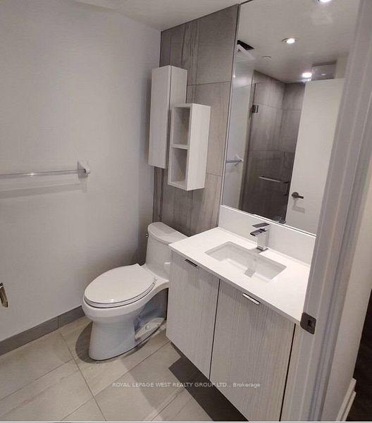 Photo 2 of Unit 1401, 195 Redpath Avenue, Toronto, Mount Pleasant West — HOMEH