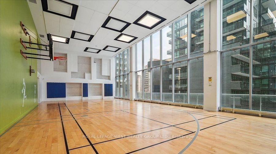 Photo 18 of Unit 1401, 195 Redpath Avenue, Toronto, Mount Pleasant West — HOMEH