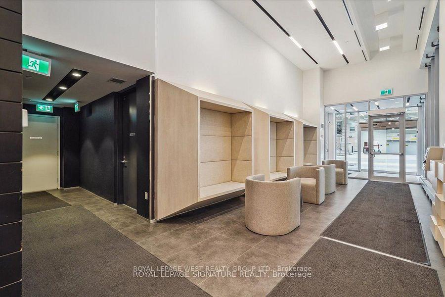 Photo 17 of Unit 1401, 195 Redpath Avenue, Toronto, Mount Pleasant West — HOMEH