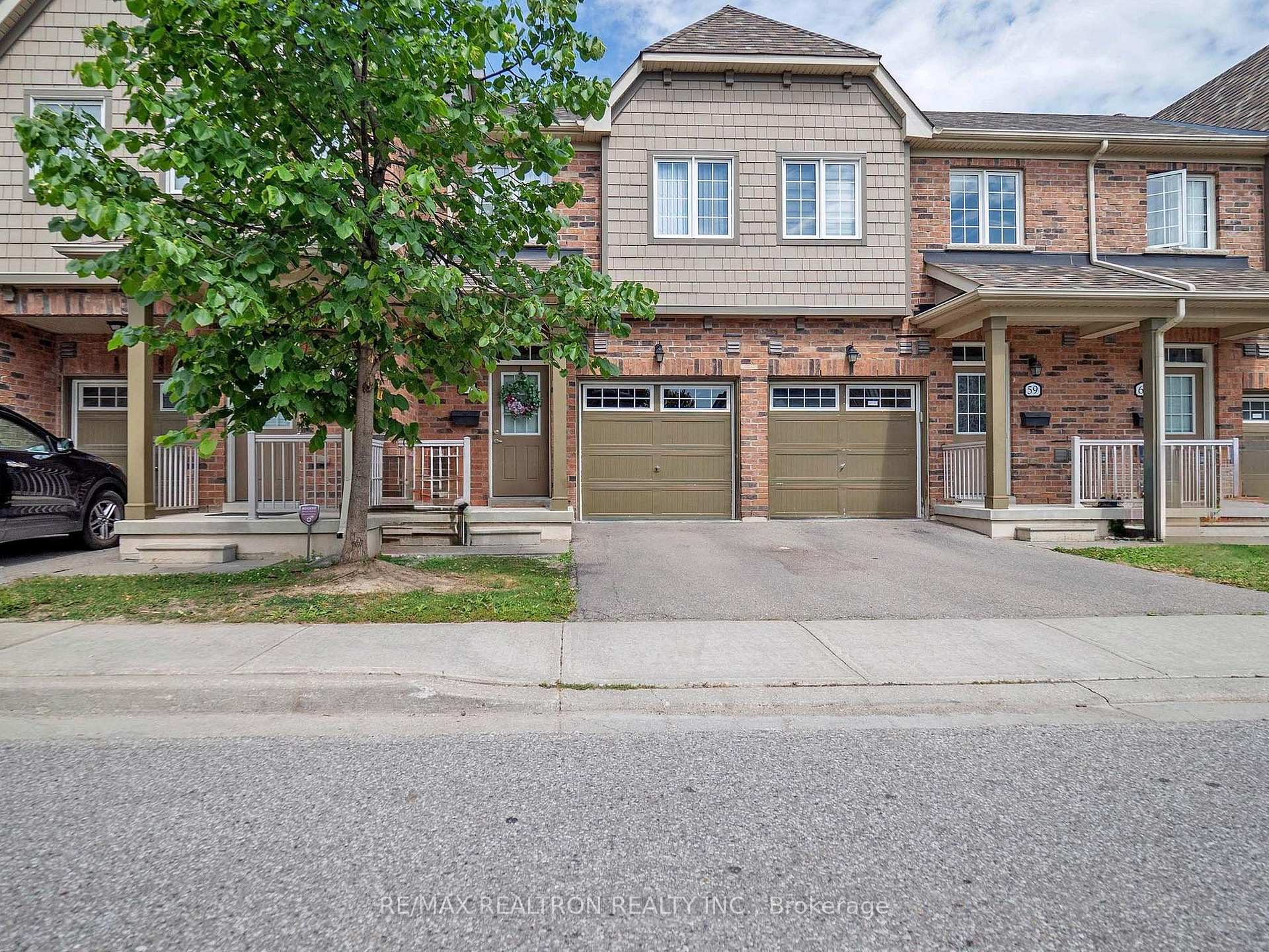 Front of 57 Utopia Way
