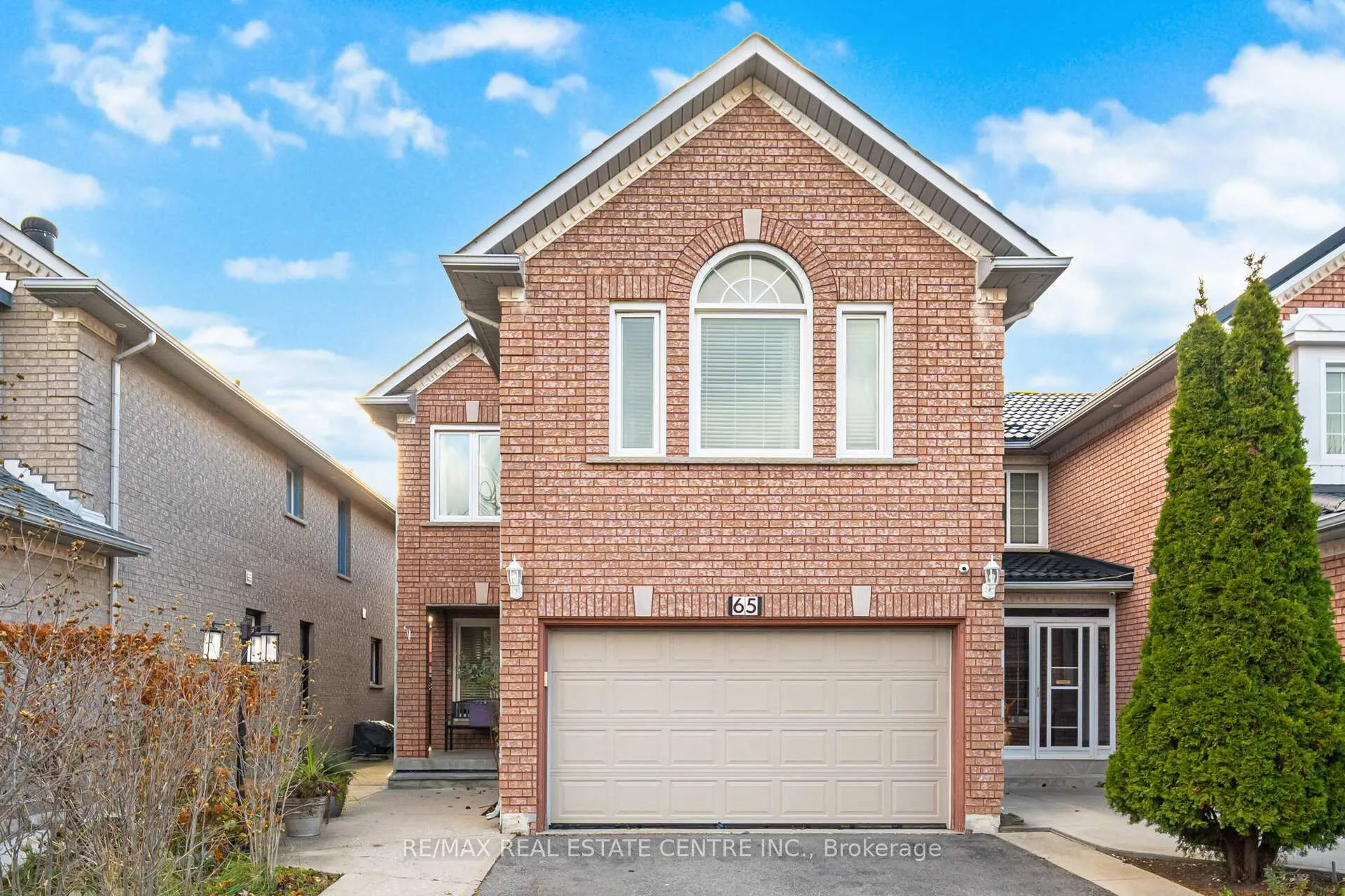 Photo 1 of 65 Sahara Trail, Brampton, Sandringham-Wellington — HOMEH