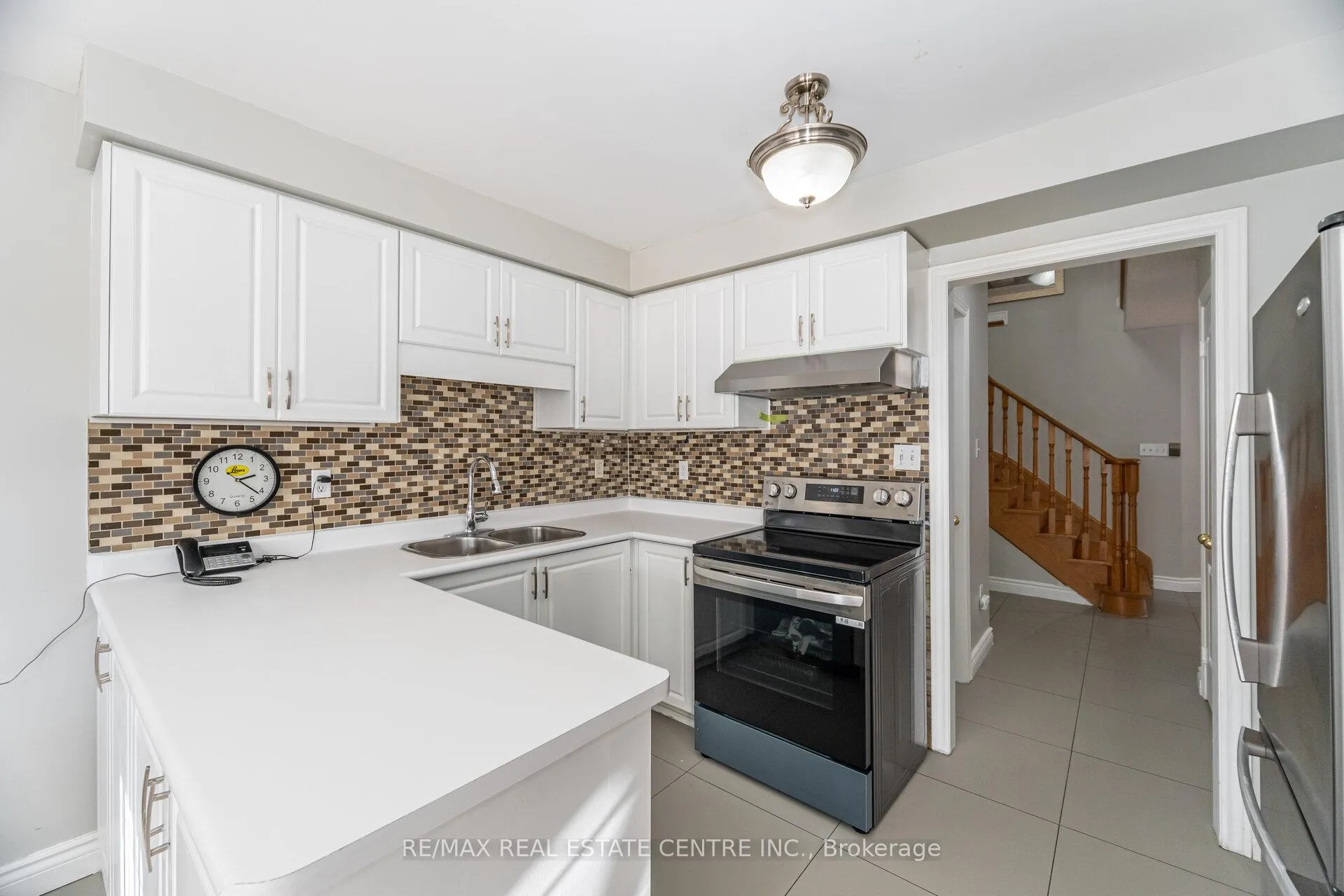 Photo 45 of 65 Sahara Trail, Brampton, Sandringham-Wellington — HOMEH
