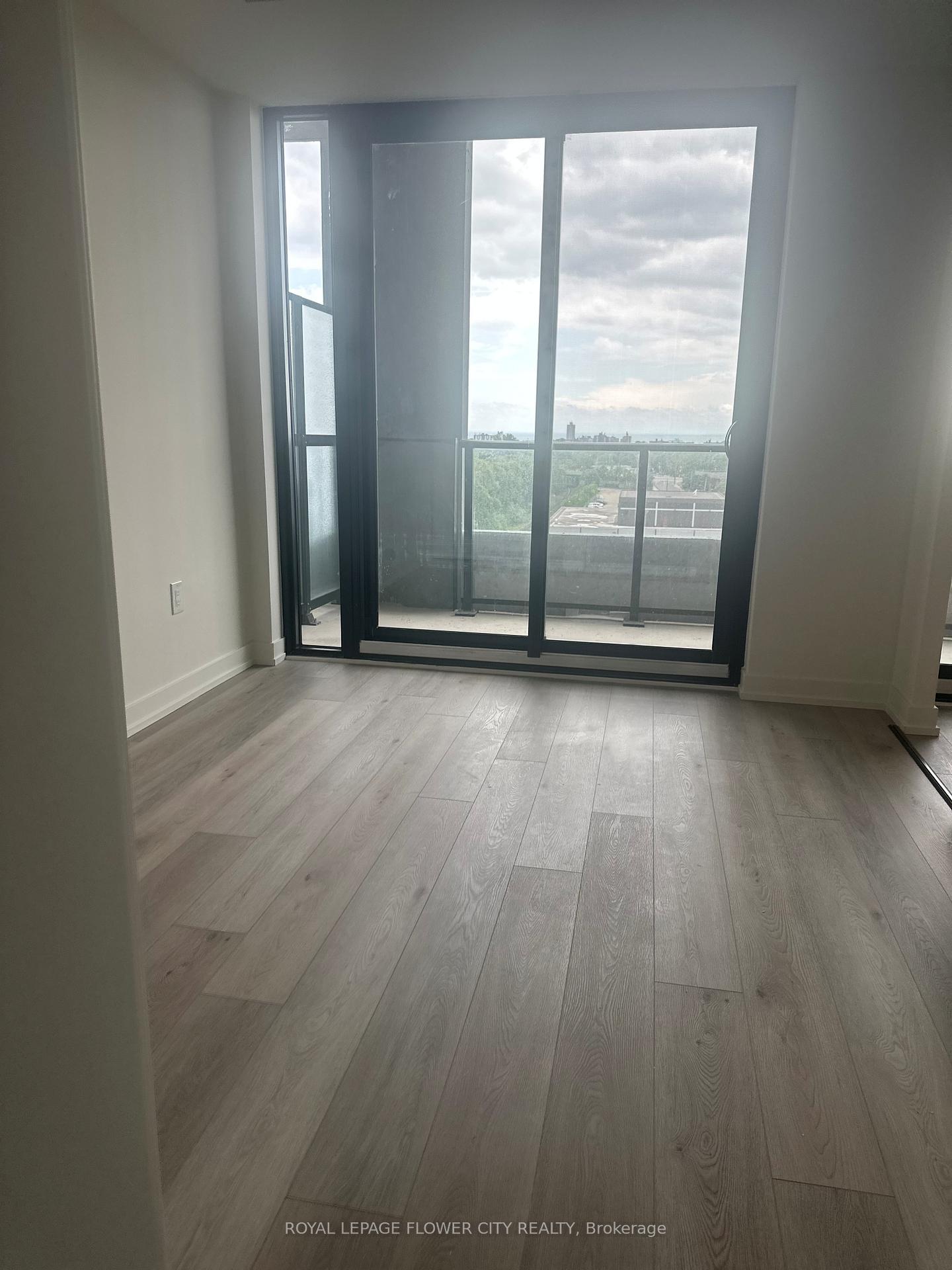 Photo 9 of Unit 903, 181 Sterling Road, Toronto, Dufferin Grove — HOMEH