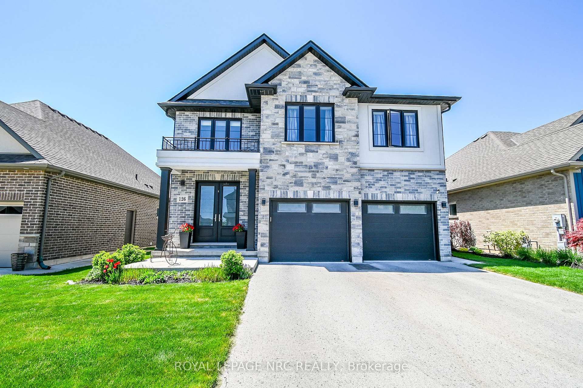 Photo 1 of 126 Lametti Drive, Pelham, Fonthill — HOMEH