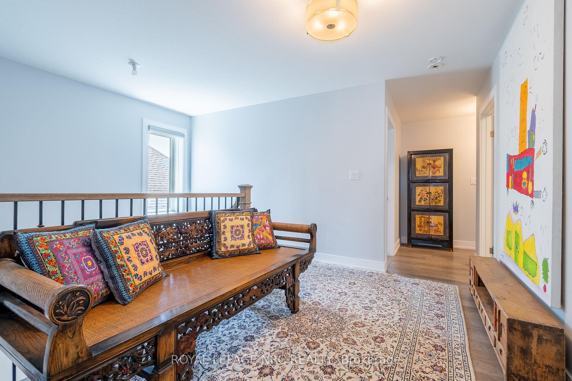 Photo 19 of 126 Lametti Drive, Pelham, Fonthill — HOMEH