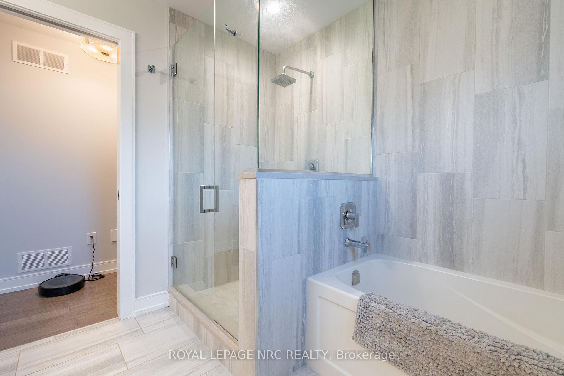Photo 40 of 126 Lametti Drive, Pelham, Fonthill — HOMEH