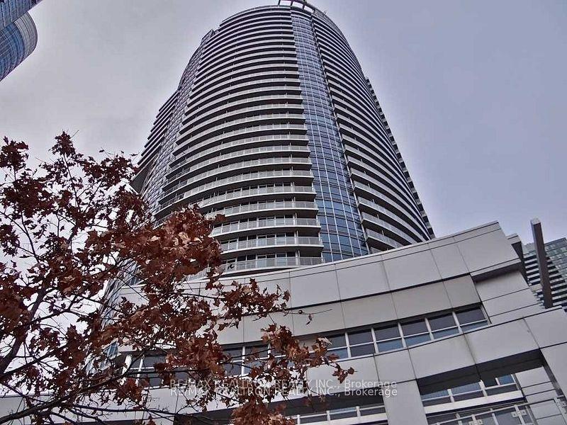 Photo 11 of Unit 3004, 8 York Street, Toronto, Waterfront Communities — HOMEH