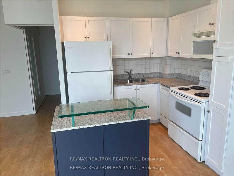 Photo 8 of Unit 3004, 8 York Street, Toronto, Waterfront Communities — HOMEH