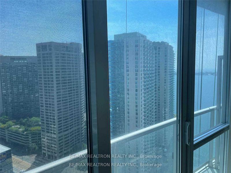 Photo 23 of Unit 3004, 8 York Street, Toronto, Waterfront Communities — HOMEH