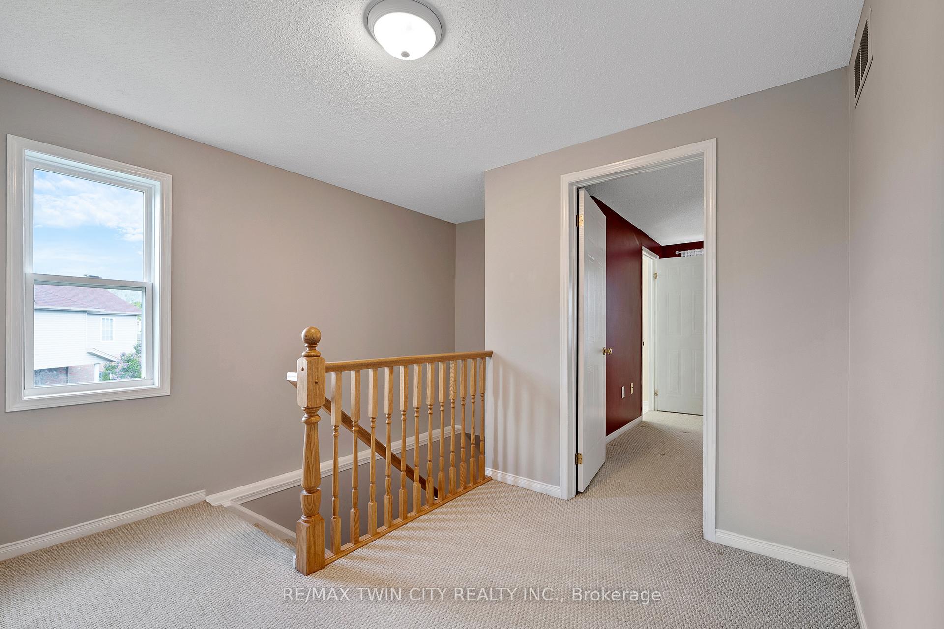 Photo 16 of 195 Pineland Court, Waterloo — HOMEH