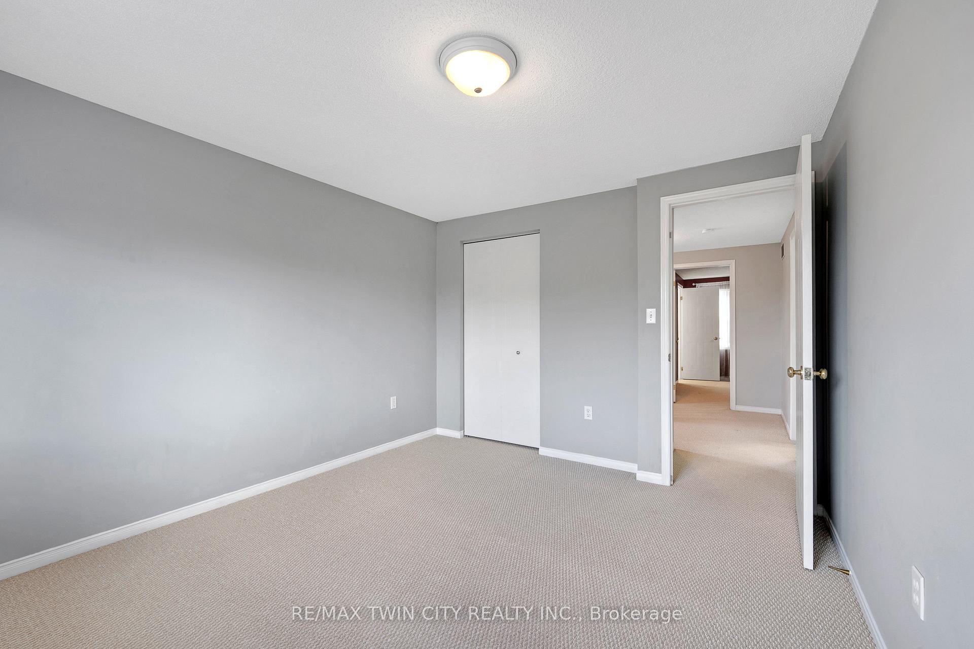 Photo 30 of 195 Pineland Court, Waterloo — HOMEH