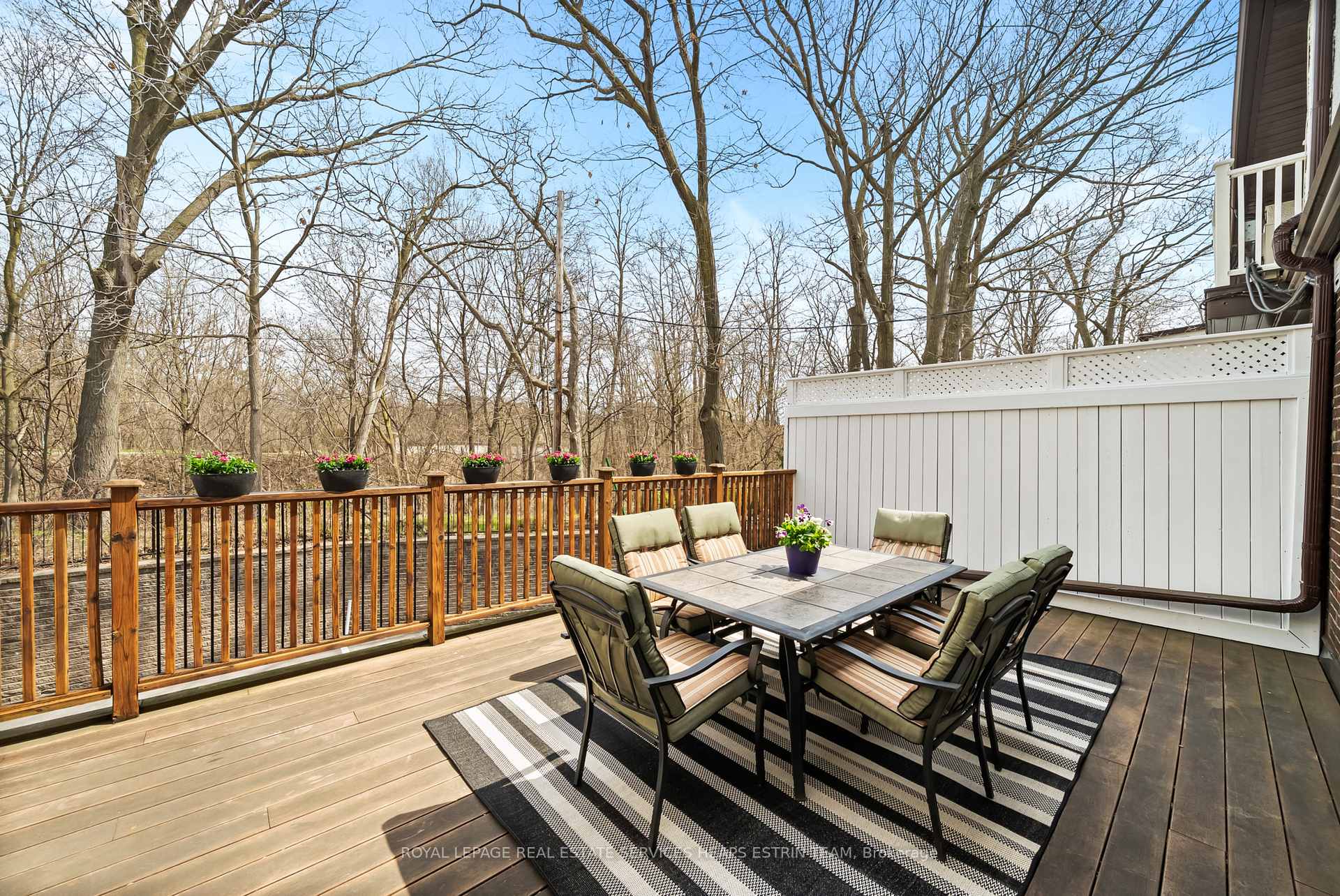Photo 27 of 85 Douglas Crescent, Toronto, Leaside — HOMEH