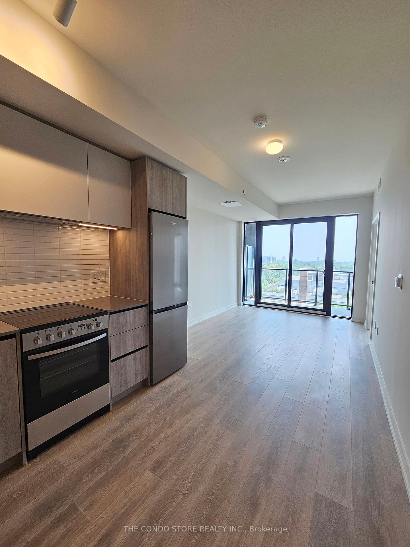 Photo 2 of Unit 807, 181 Sterling Road, Toronto, Dufferin Grove — HOMEH