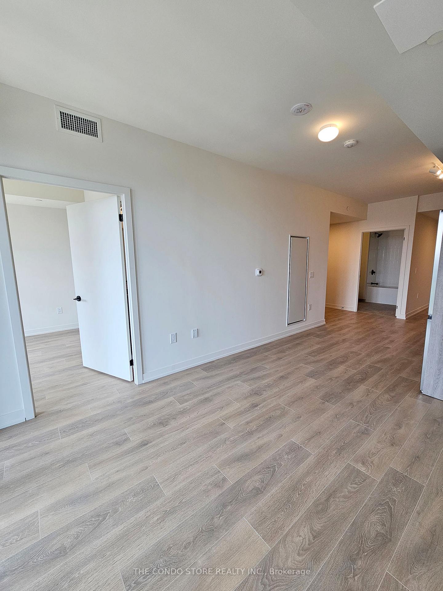 Photo 8 of Unit 807, 181 Sterling Road, Toronto, Dufferin Grove — HOMEH