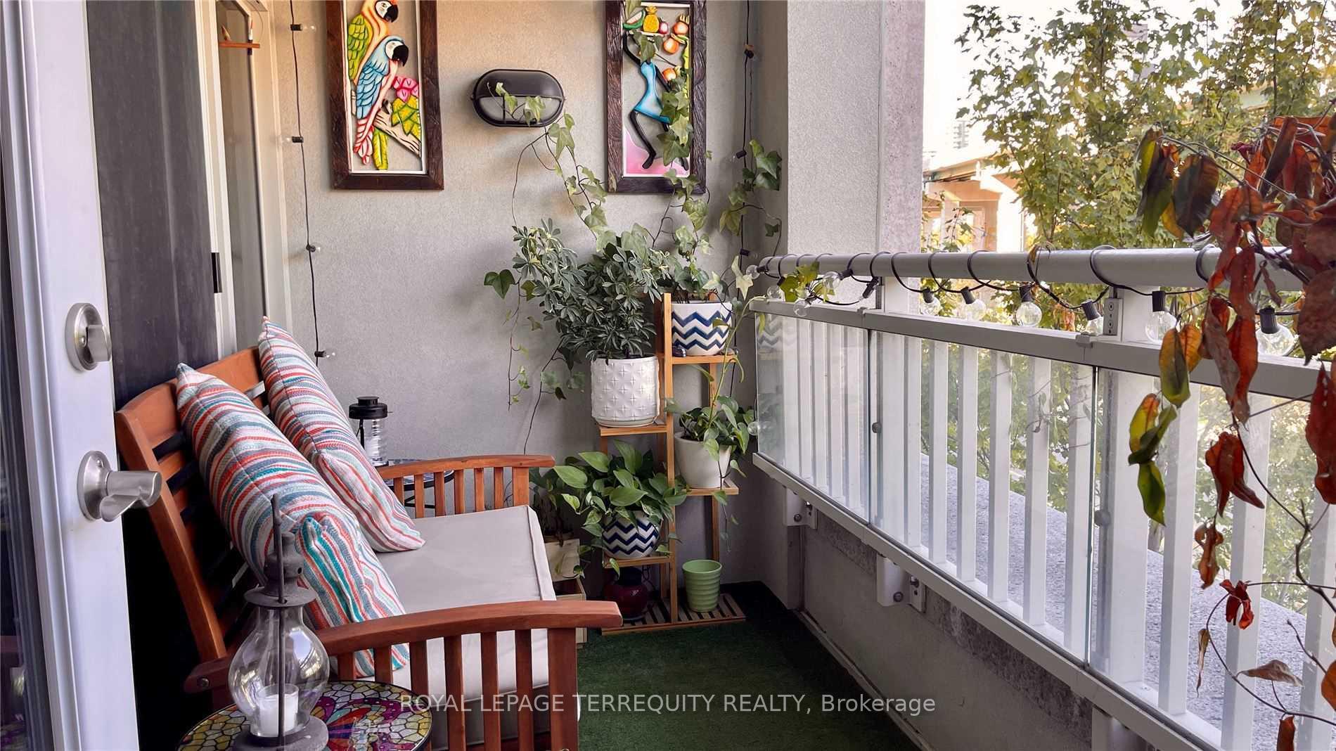 Photo 13 of Unit 525, 35 Bastion Street, Toronto, Waterfront Communities — HOMEH