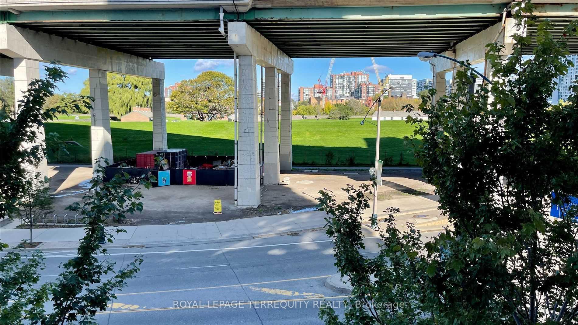 Photo 12 of Unit 525, 35 Bastion Street, Toronto, Waterfront Communities — HOMEH