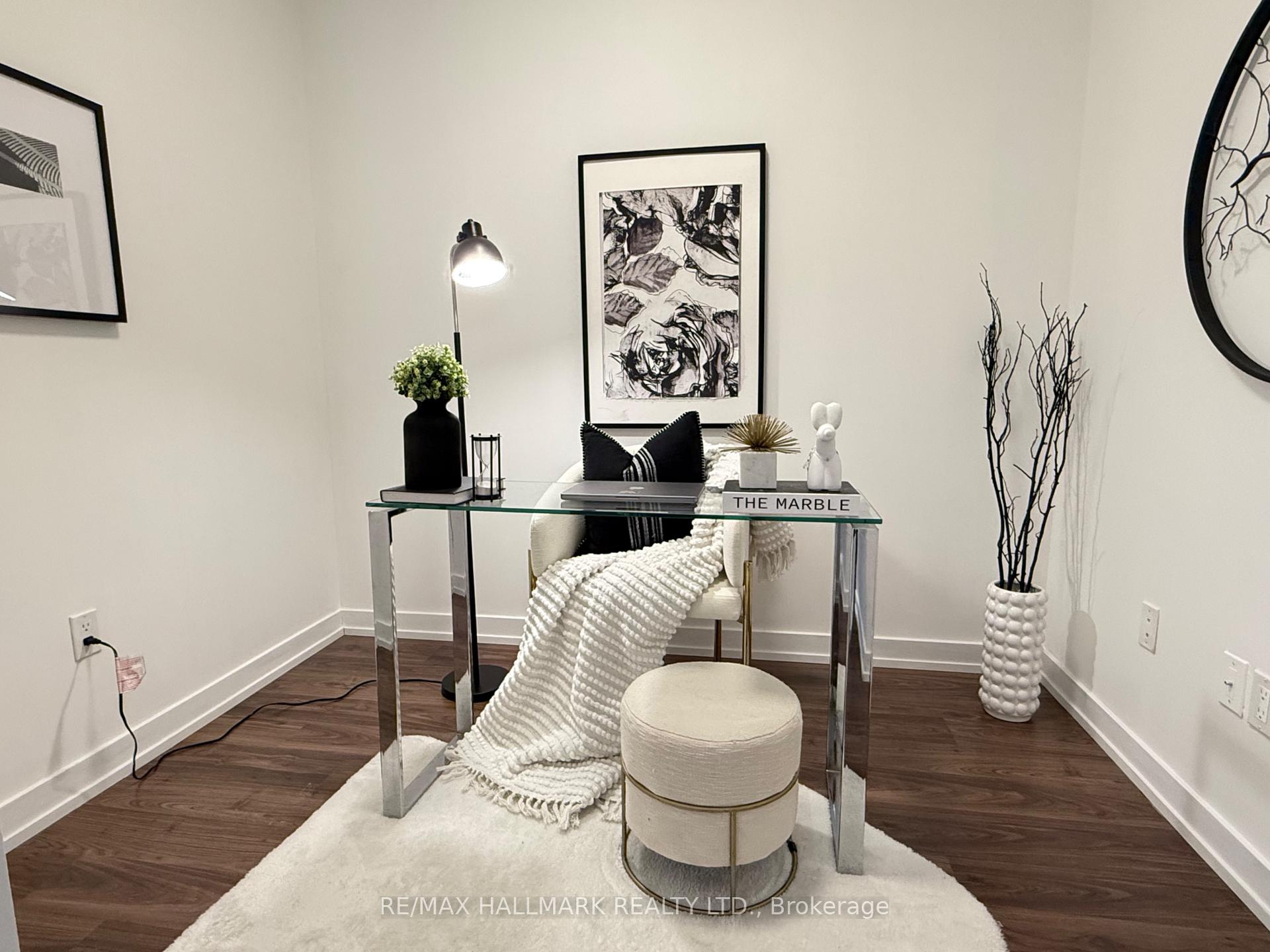 Photo 5 of Unit 314, 555 William Graham Drive E, Aurora, Rural Aurora — HOMEH