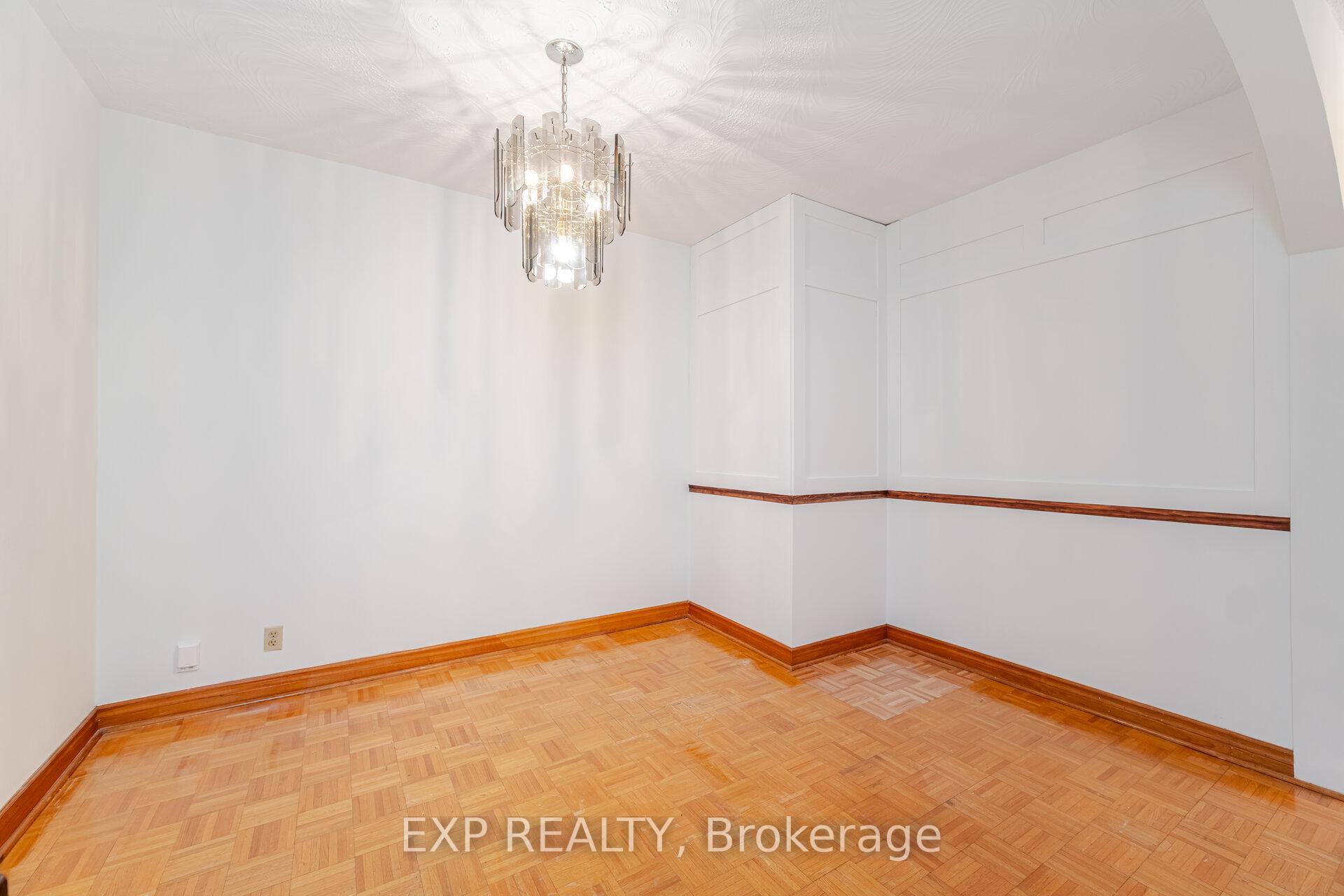 Photo 9 of 395 Crawford Street, Toronto, Trinity-Bellwoods — HOMEH